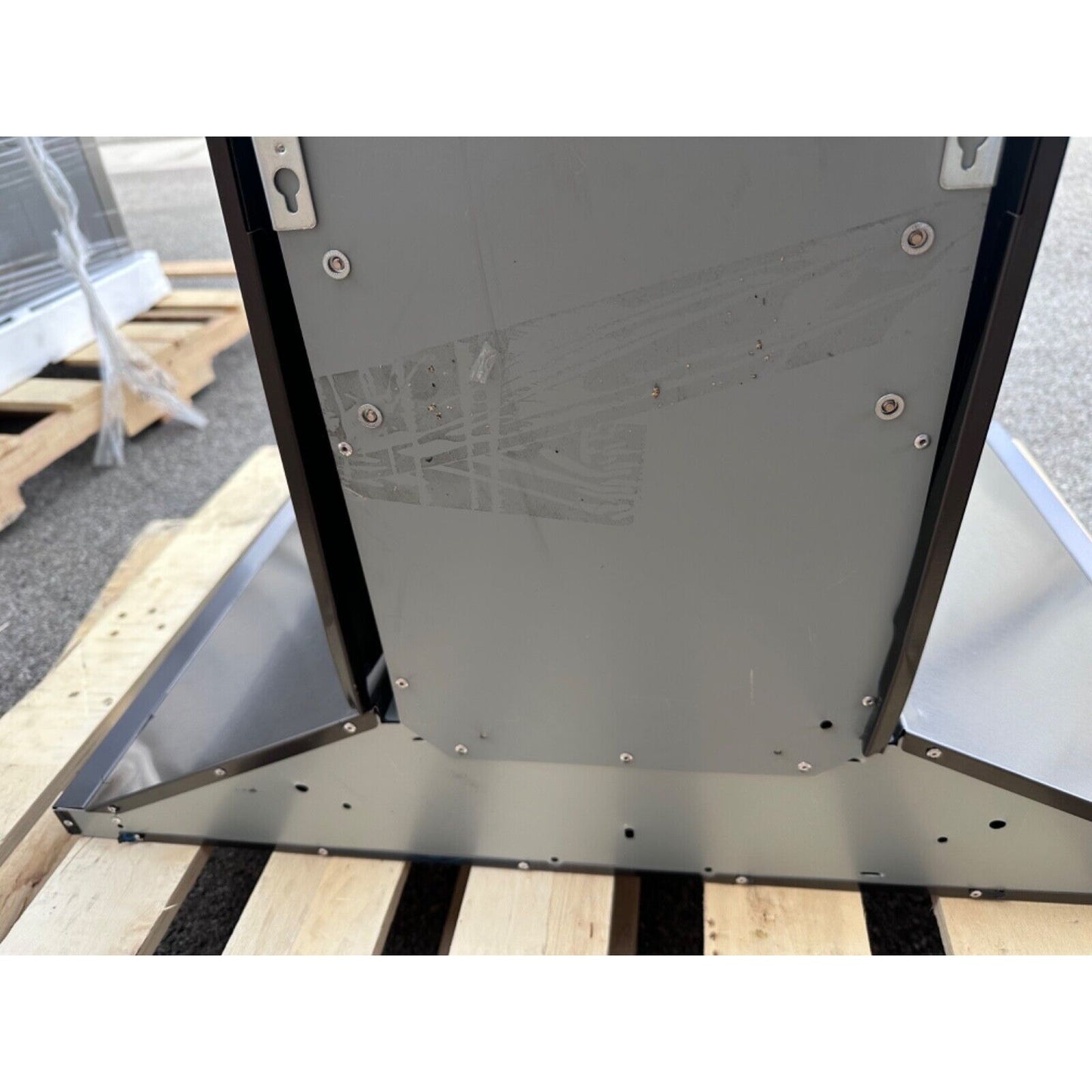 Zephyr - Anzio 30 in. 600 CFM Wall Mount Range Hood - Black Stainless Steel
