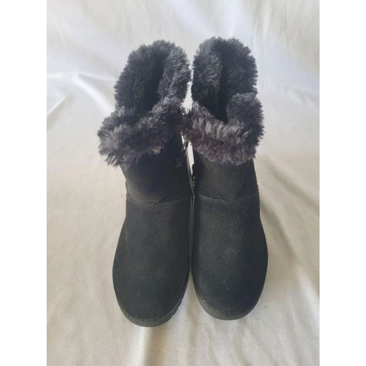 Universal Thread Women's Black Short Style Boots, Size 6