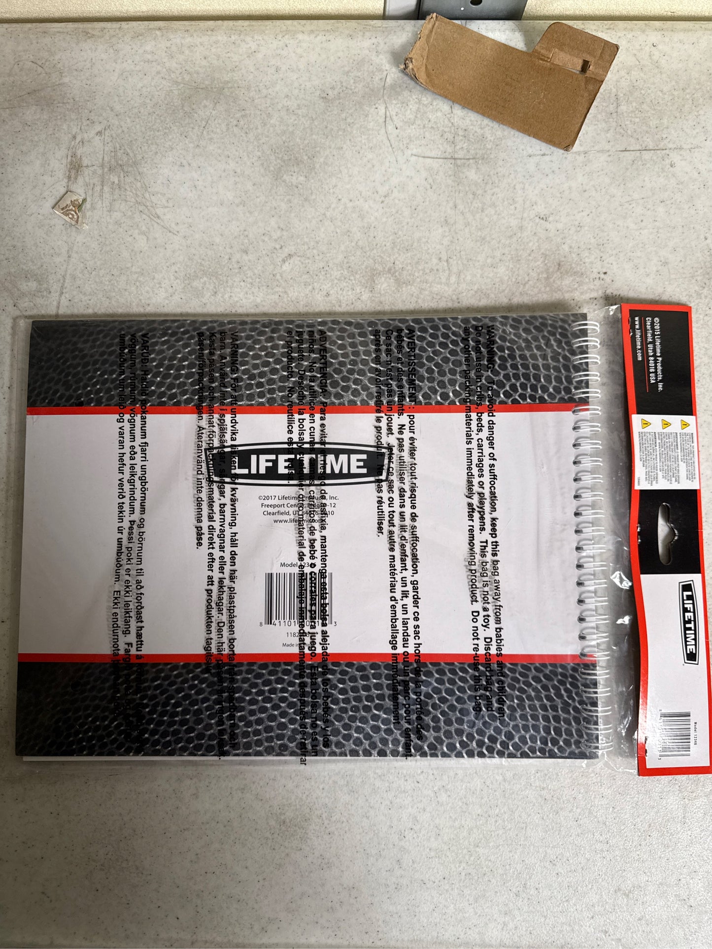 Lifetime Basketball Scorebook - 30 Game Tracker with Instructional Sheet