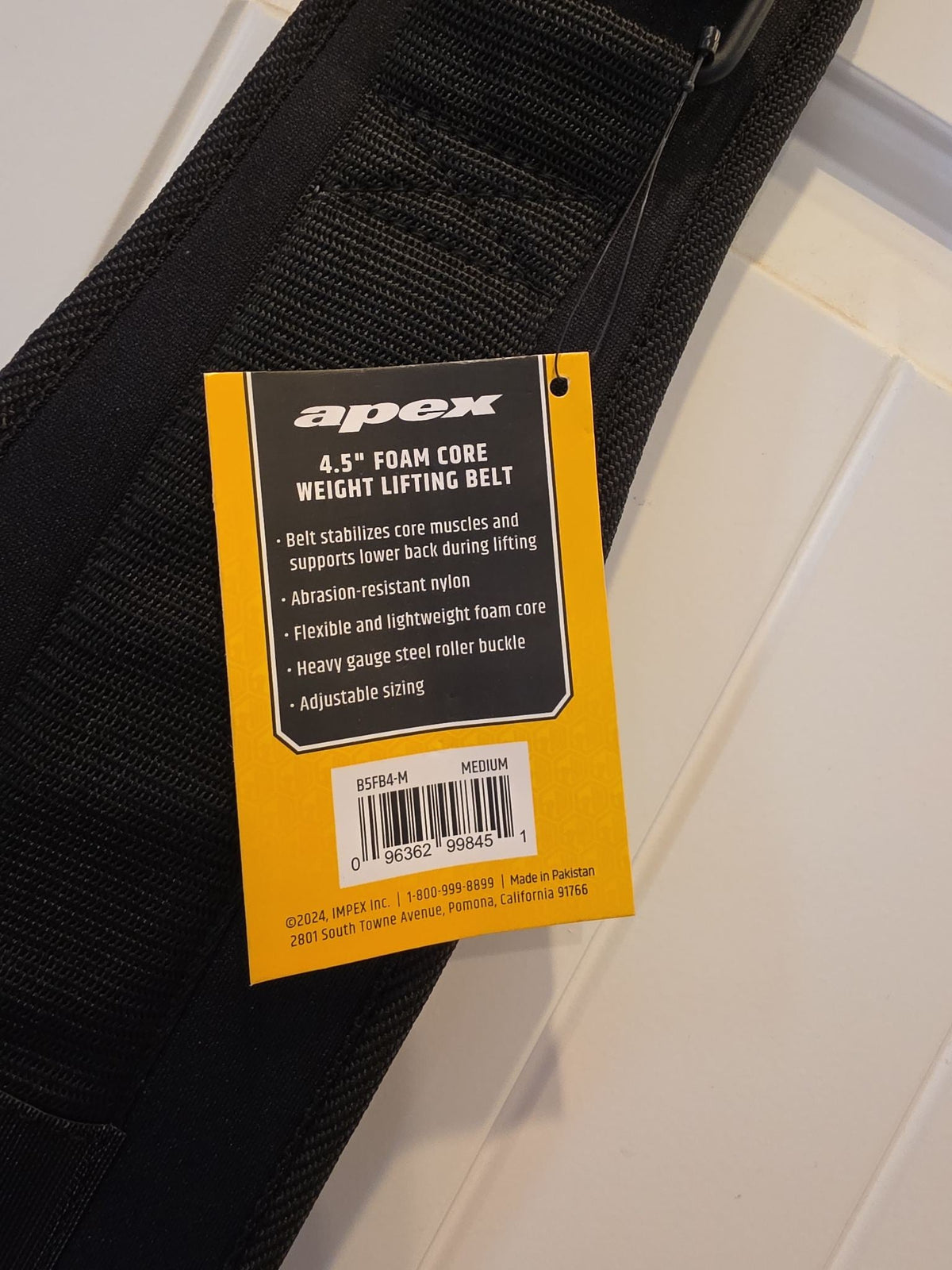 Apex Foam Core Weightlifting Belt, Black, Medium
