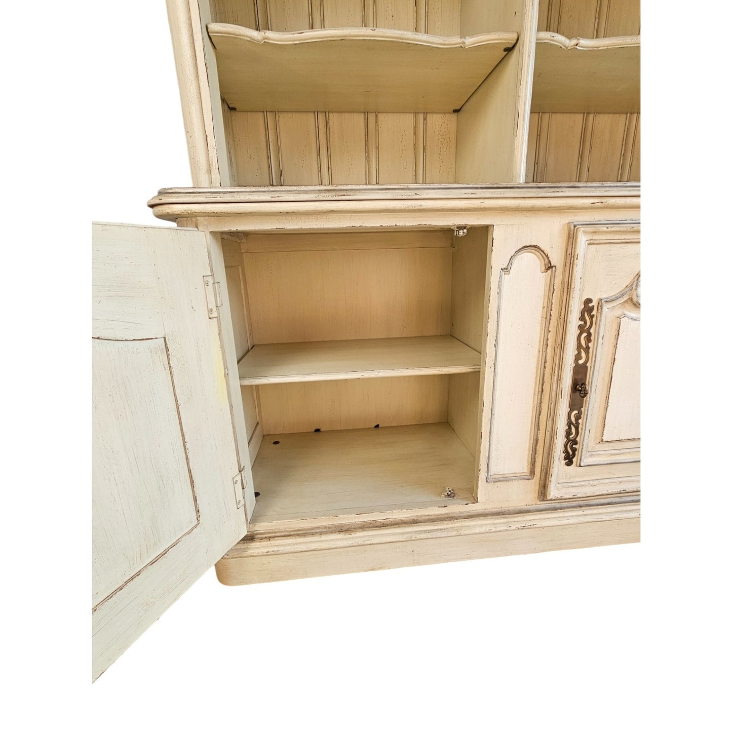 Drexel Heritage Curator's Cabinet Belle Maison Collection