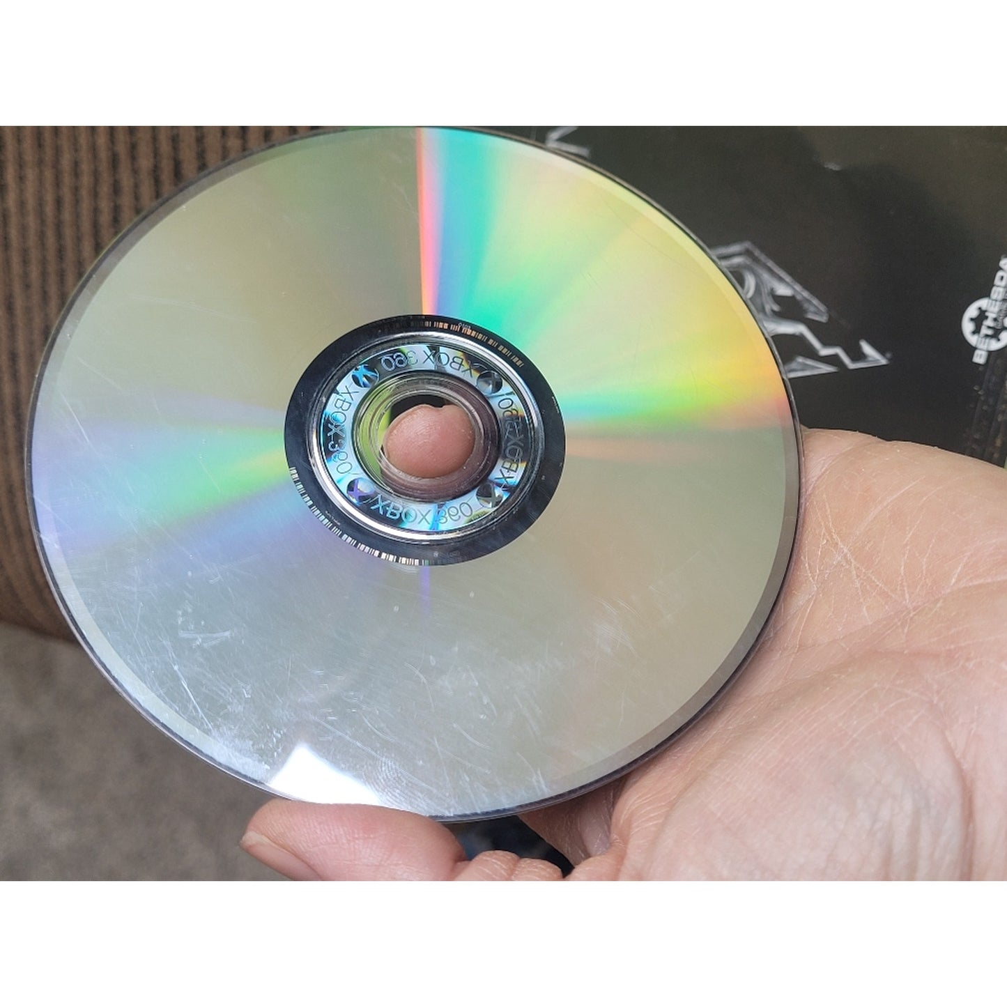 Elder Scrolls V: Skyrim for Xbox 360 - Epic Adventure Awaits!