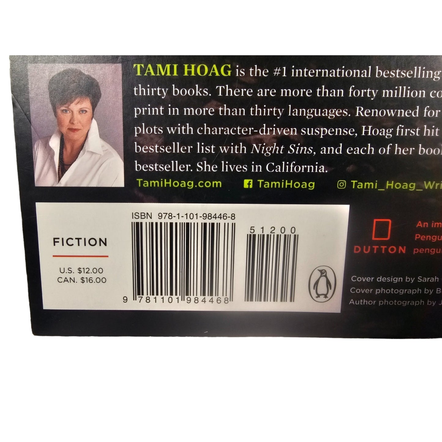 Cold Cold Heart, by Tami Hoag, Paperback Book