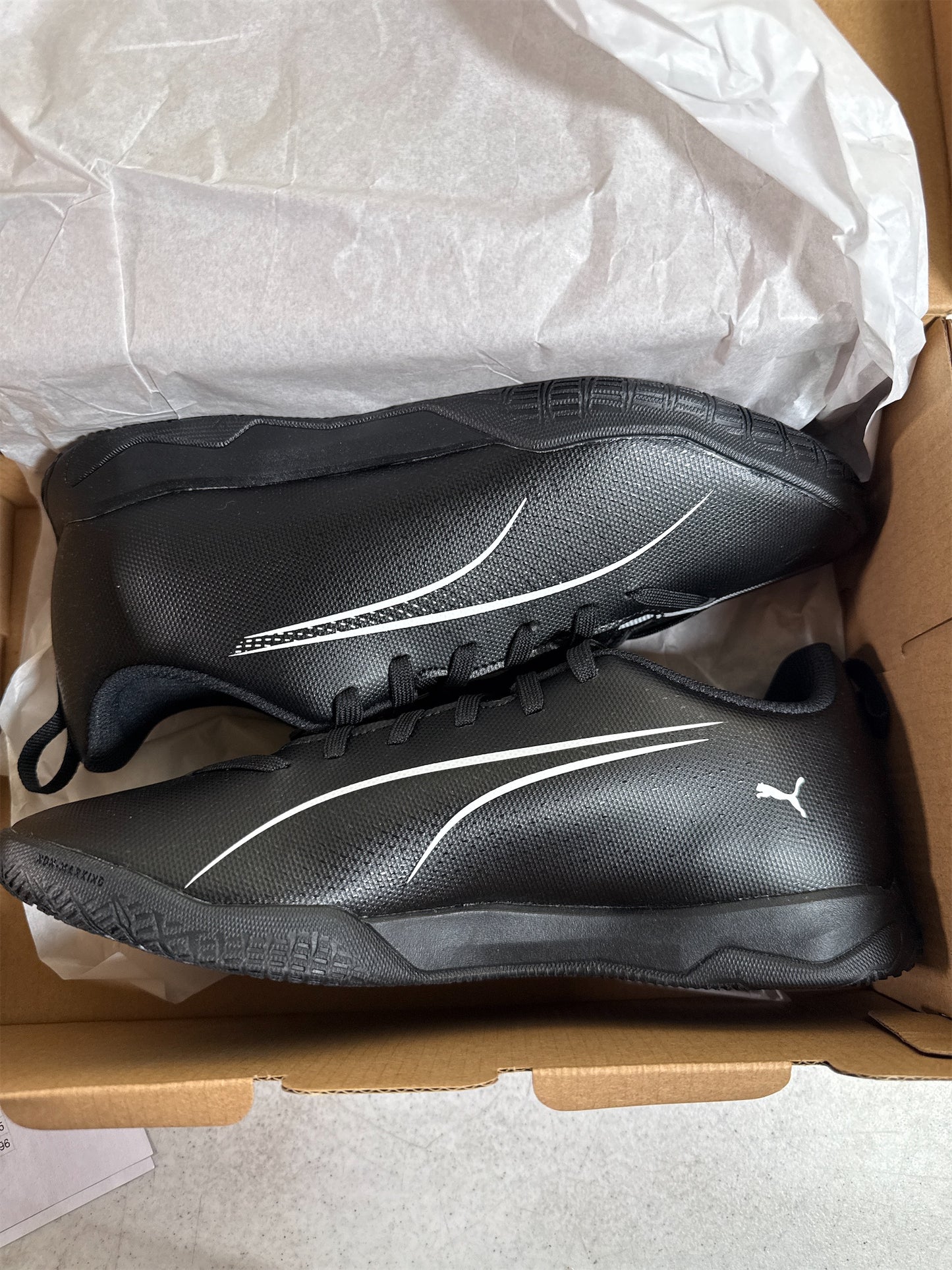 Puma Ultra 5 Play It Jr. Indoor Soccer Shoes - Black/White, Youth Size 6