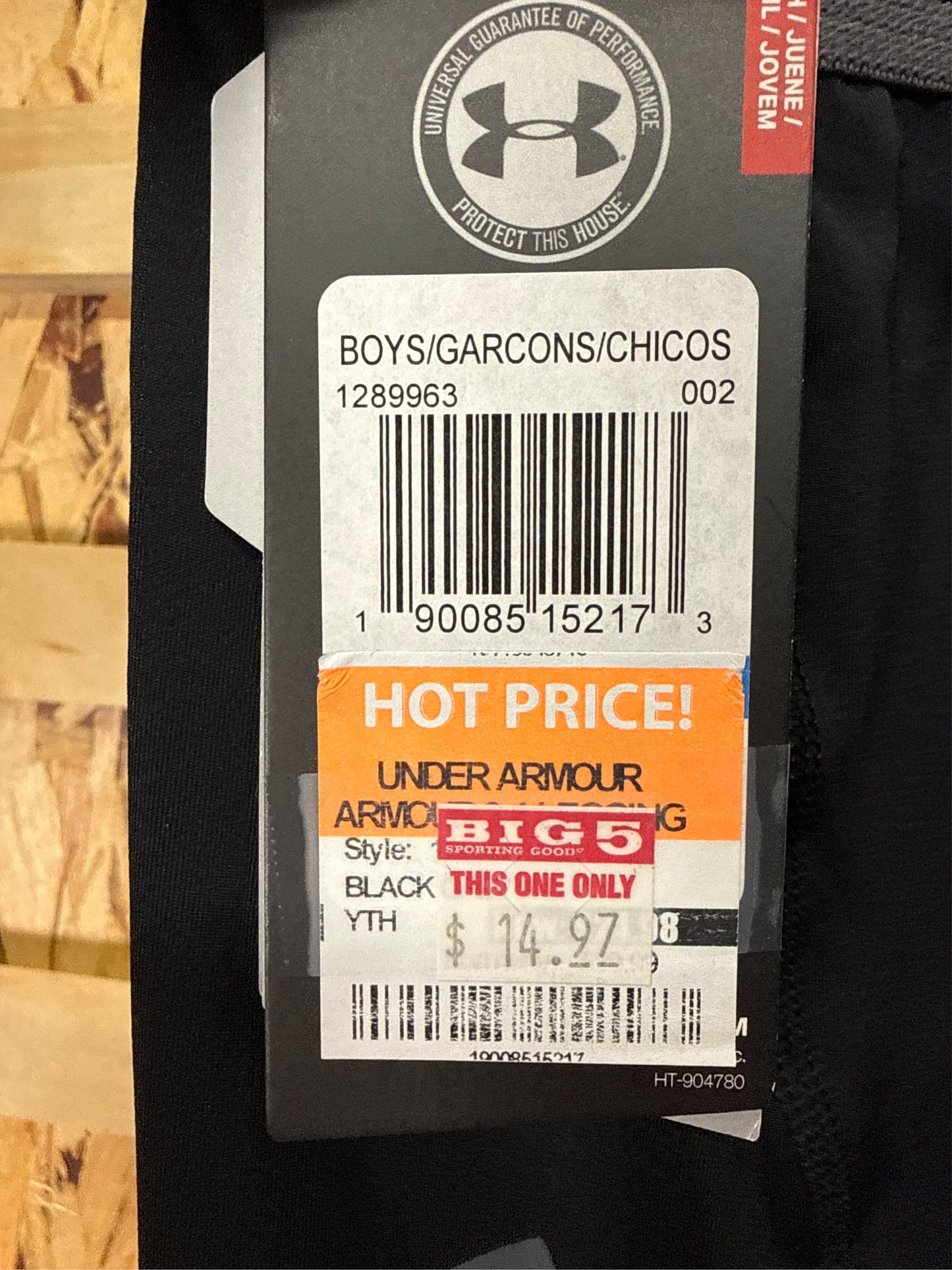 Under Armour Boys' 3/4 Length Logo Leggings - Black, XL