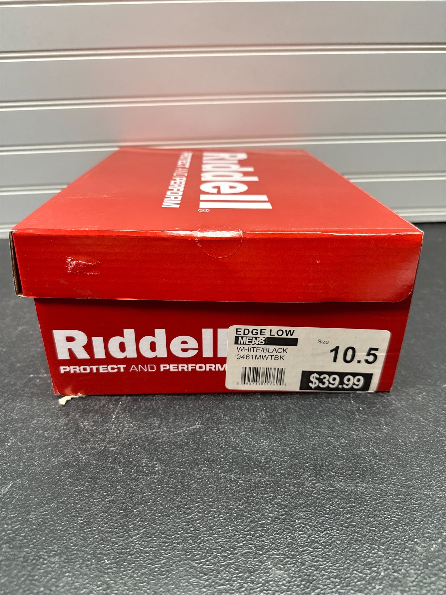 Riddell Men's Edge Low Football Cleats - White/Black, 10.5