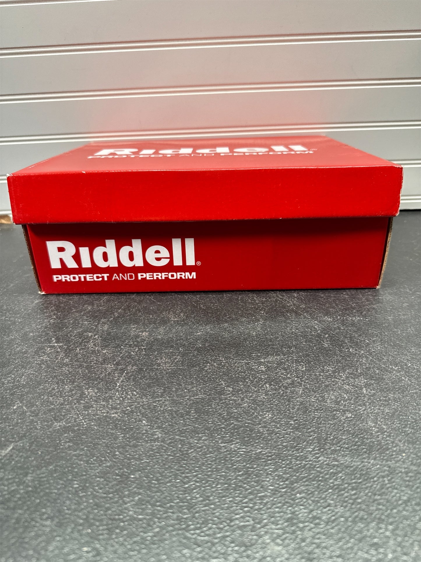 Riddell Men's Edge Low Football Cleats - Black/White, Size 9.5