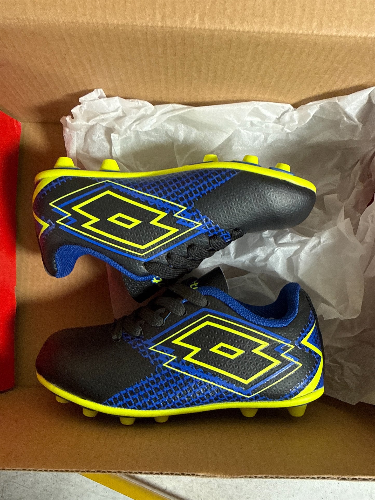 Lotto Boys' Forza Elite 3 JR Soccer Cleats - Black/Royal Blue, Size 8