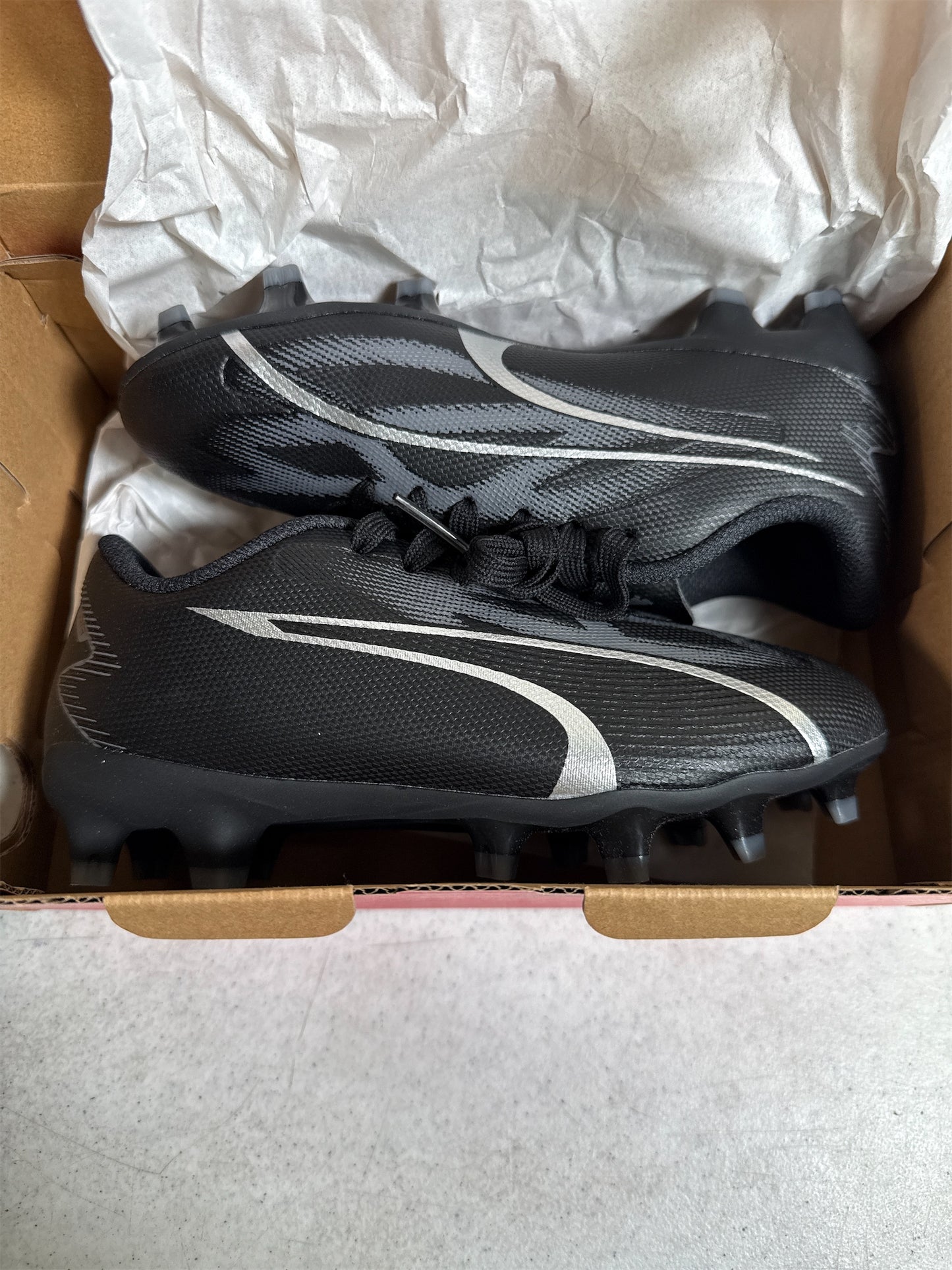Puma Ultra Play FG/AG Junior Soccer Cleats - Black/Asphalt, Size 12