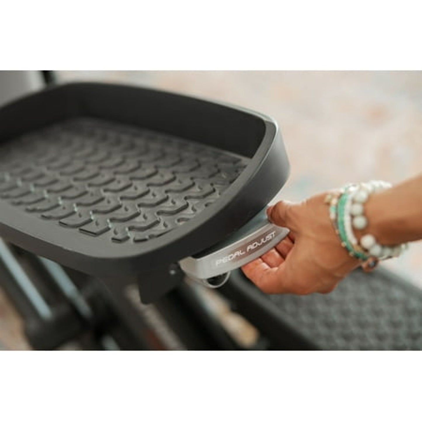 ProForm Carbon E10 Smart Elliptical Trainer with 10 In. HD Touchscreen