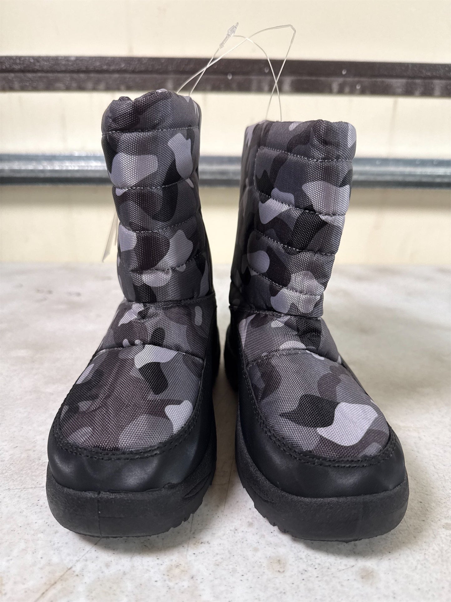 Junior Boys' Camouflage Snow Boots - Size 1