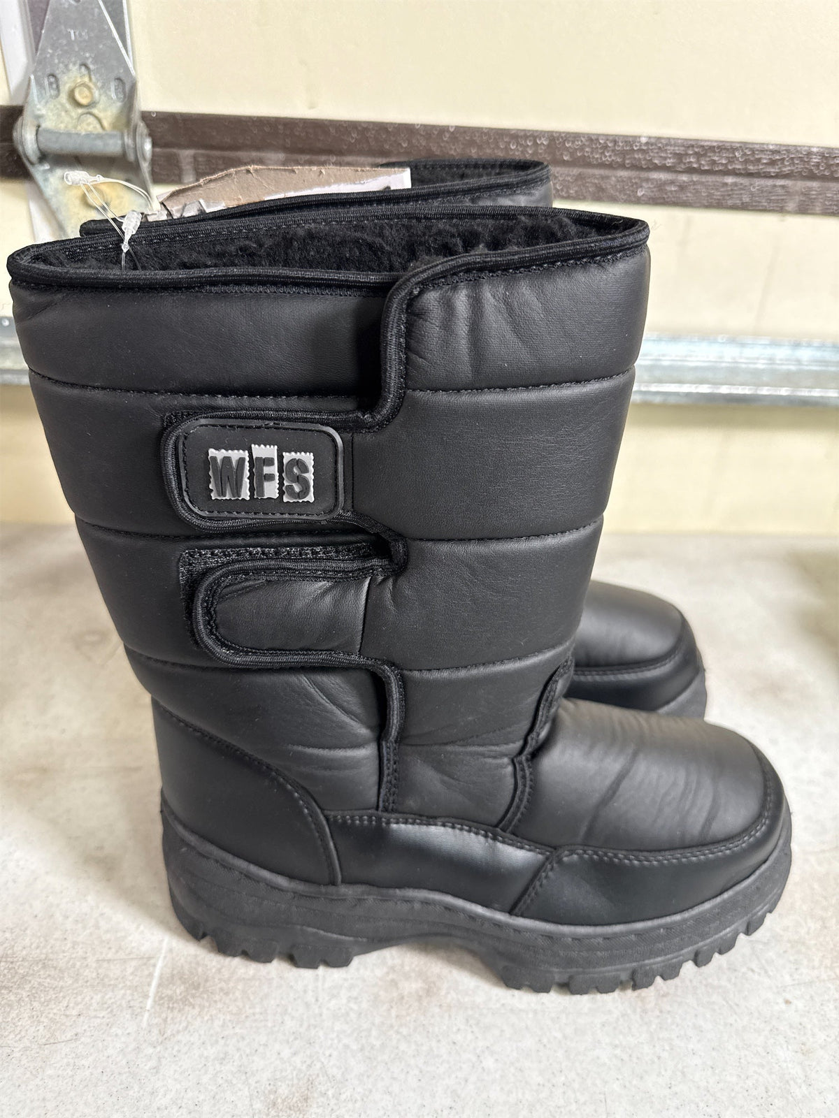 WFS Men's Insulated Winter Snow Boots - Black, Size 7
