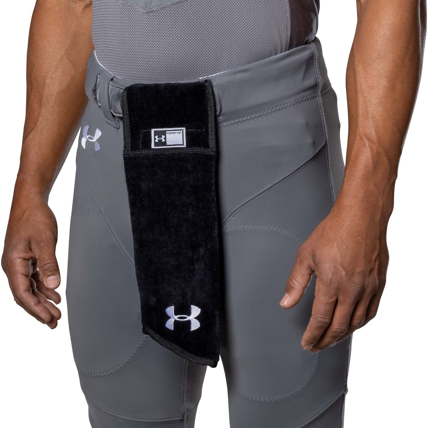 Under Armour Low-Bulk Football Towel - Black
