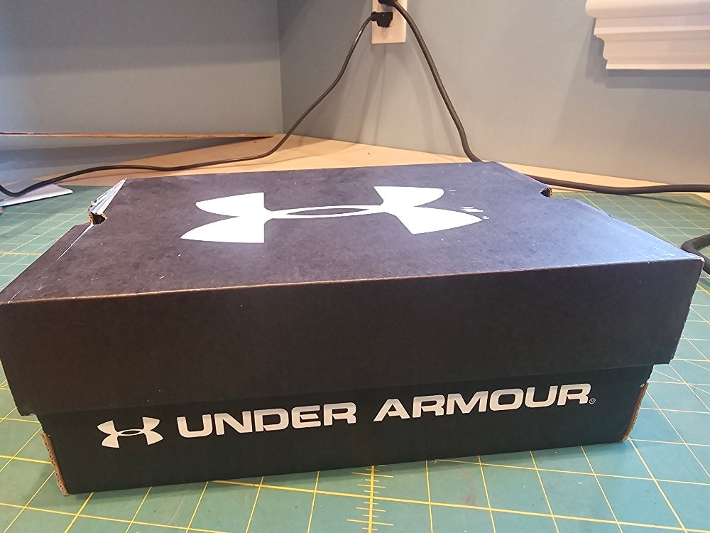 Under Armour Spotlight Franchise 3 Junior RM Football Cleats - Black/White, 12K