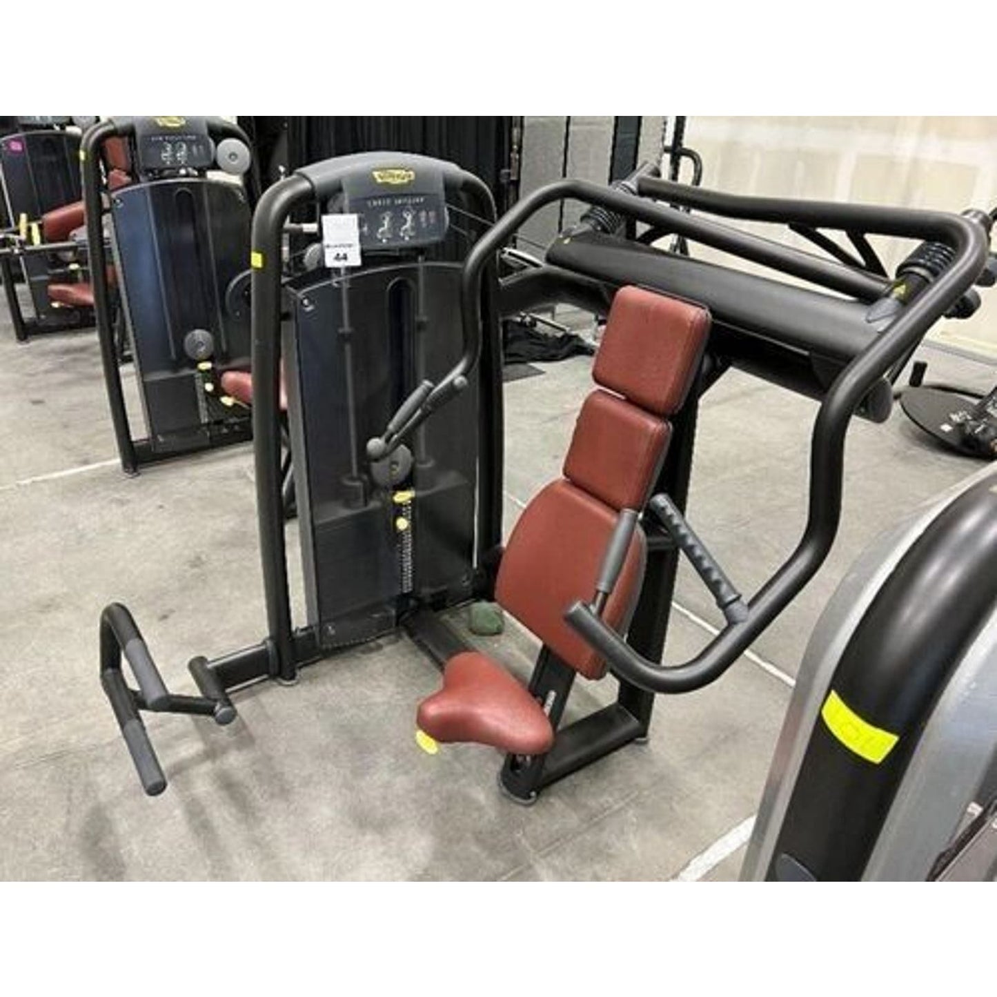 Technogym Selection Chest Incline Exercise Machine