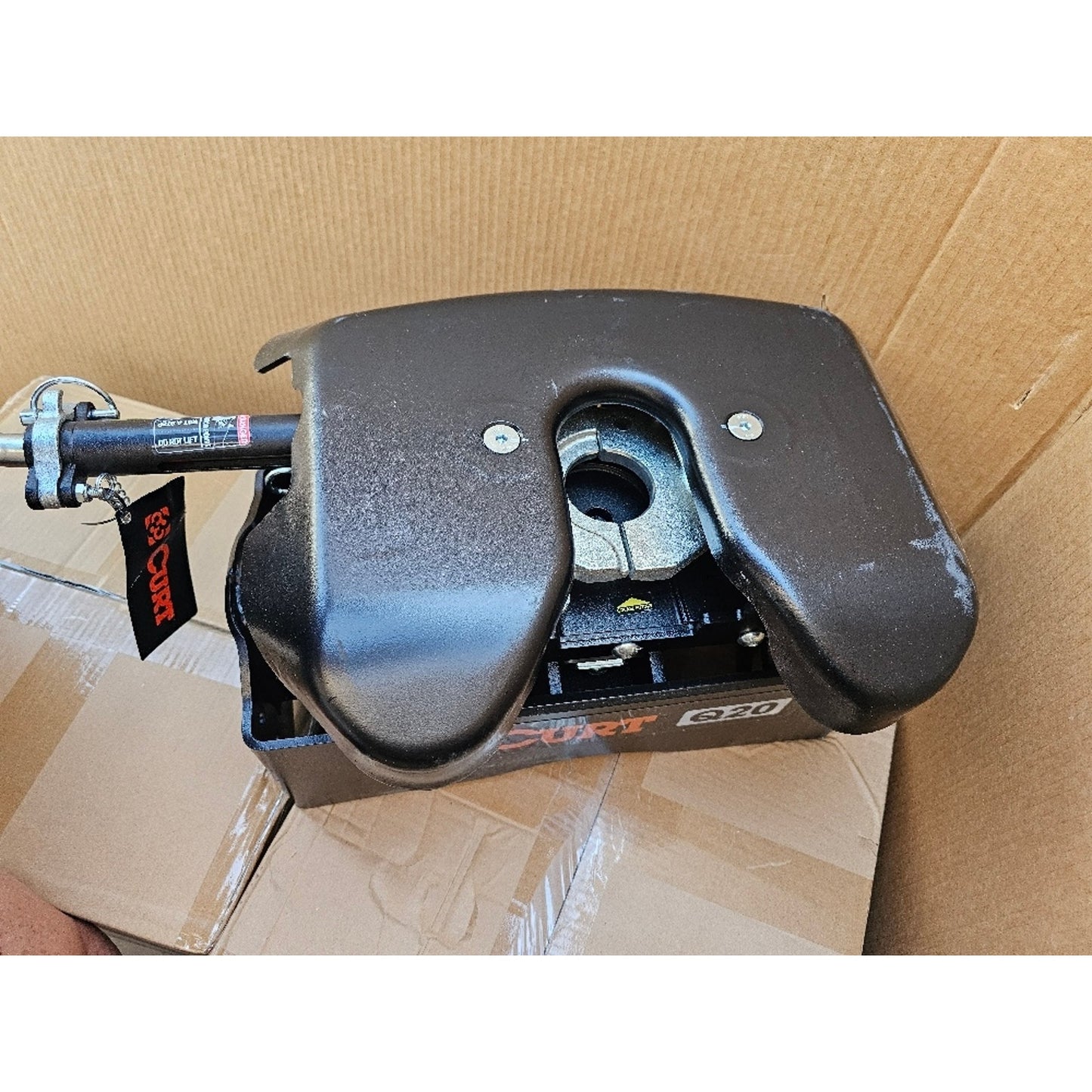 CURT Q20 5th Wheel Hitch Head - 20K lbs, Quiet Ride, Easy Operation