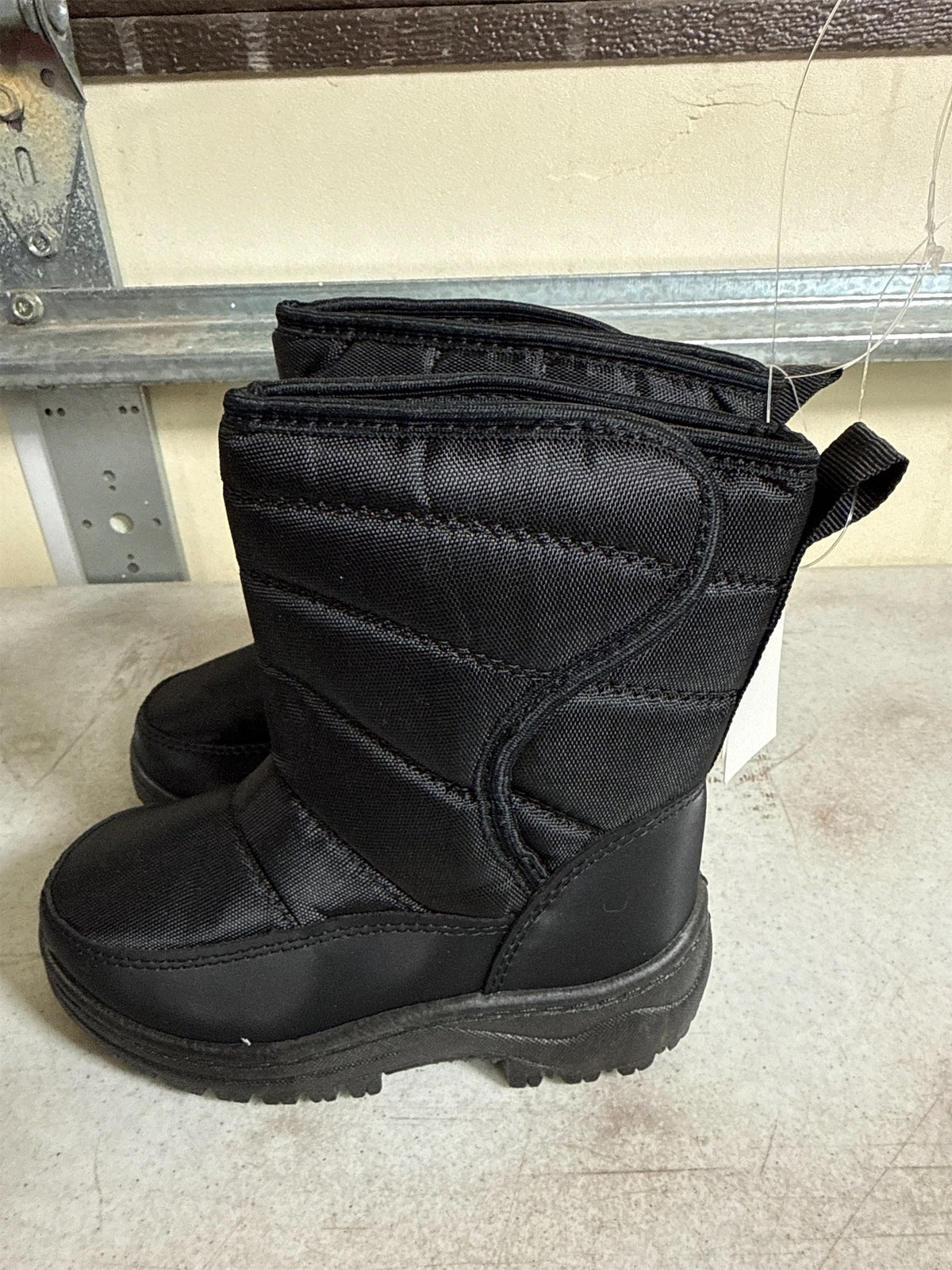 Kids' Black Insulated Snow Boots - Size 10