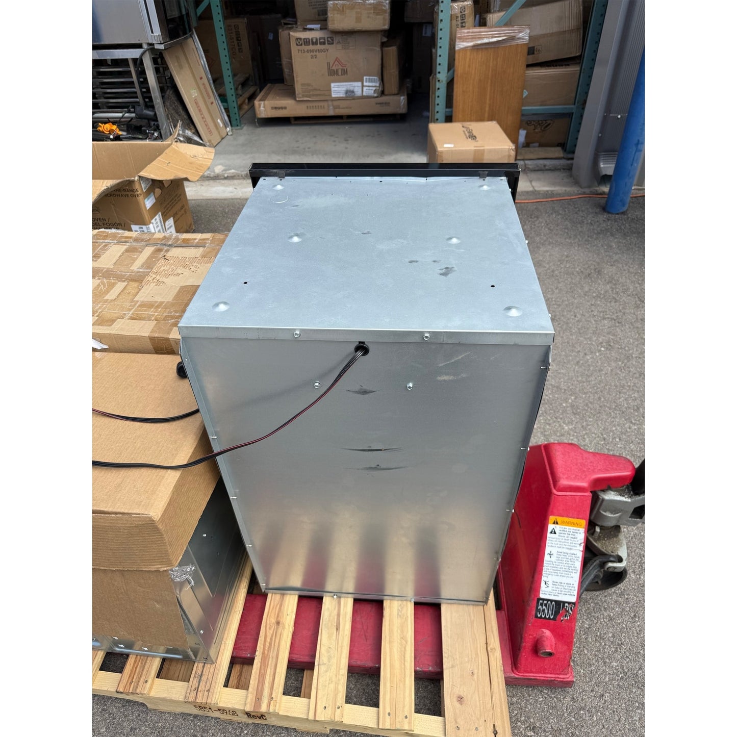 Summit 24" Single Gas Wall Oven TTM721-2DK in Black - 2.92 cu. ft.