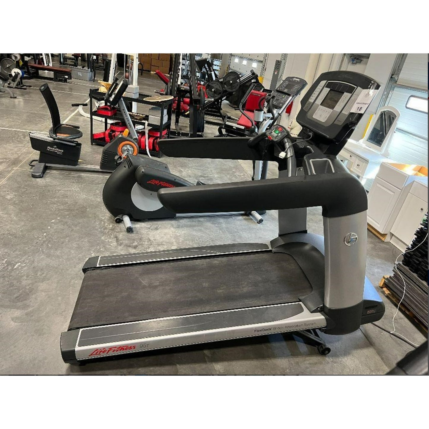 Life Fitness Flex Deck 95T Commercial Treadmill