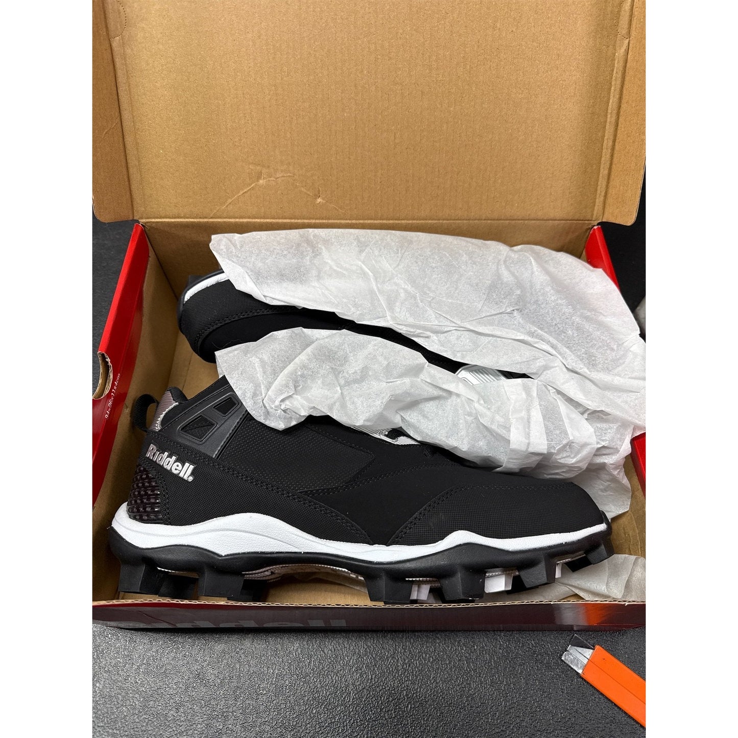 Riddell Diverse Mid RM Men's Football Cleats Size 10.5