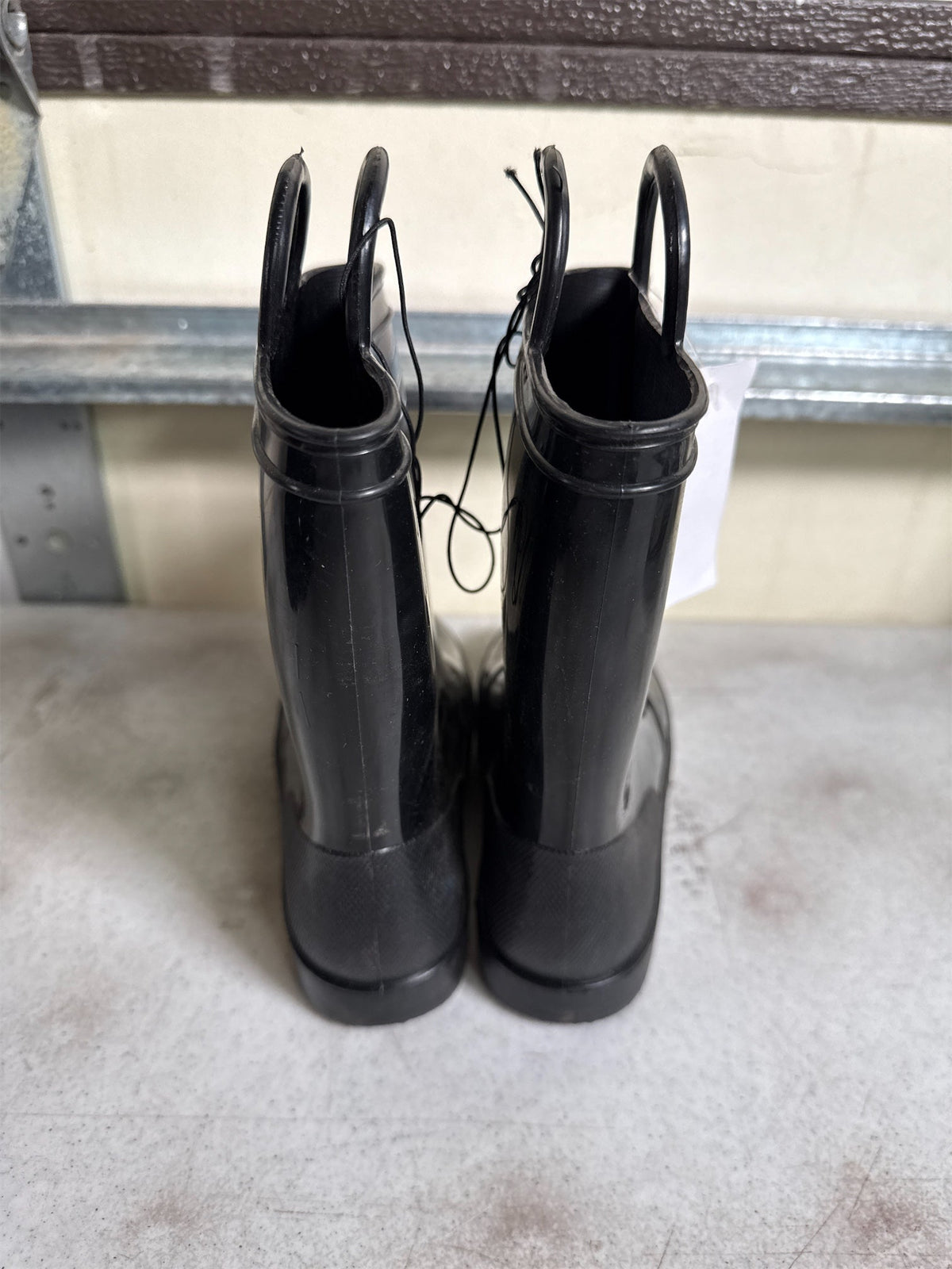 Rugged Exposure Girls' Black Rubber Rain Boots - Size 13