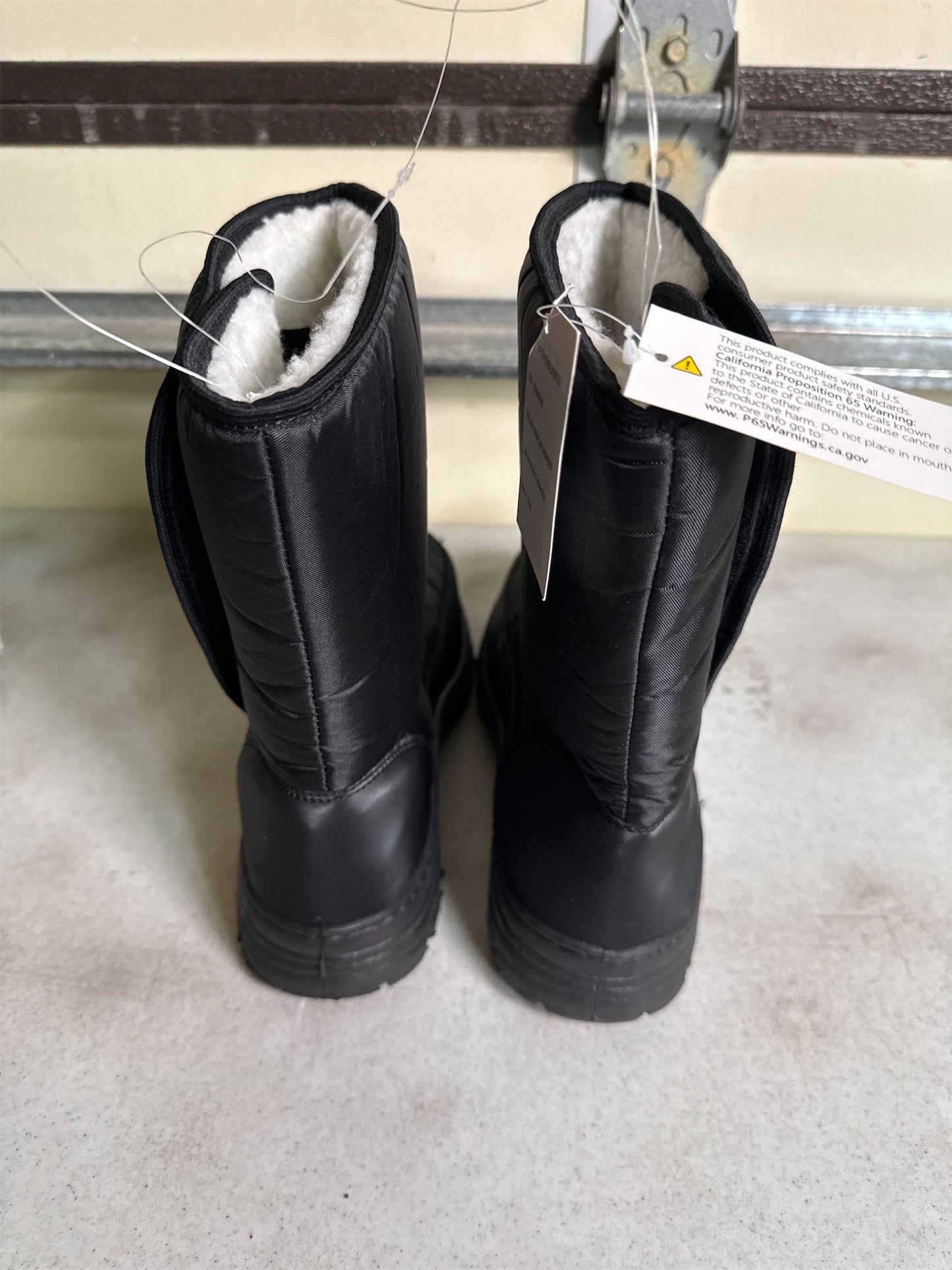 World Famous Sports Women's Snowflake 6" Winter Boots - Black, Size 5