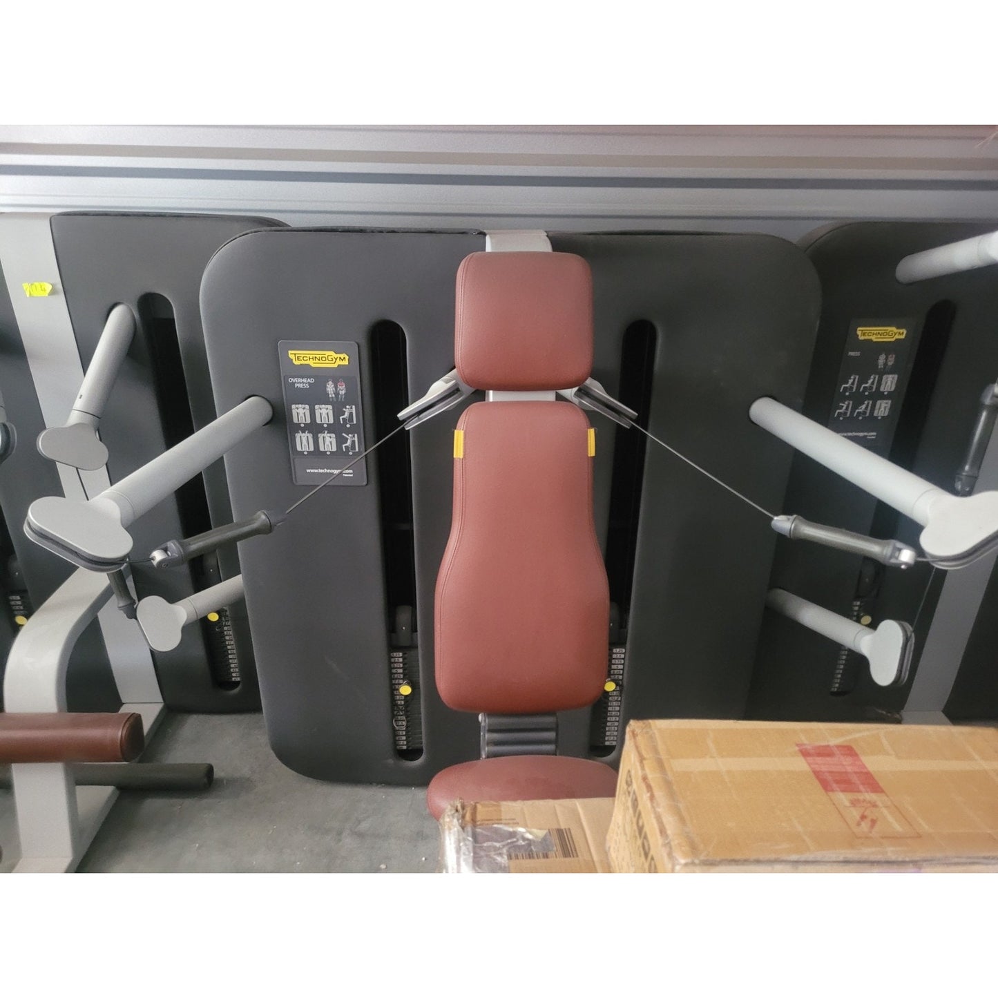 Technogym Kinesis Overhead Press Station