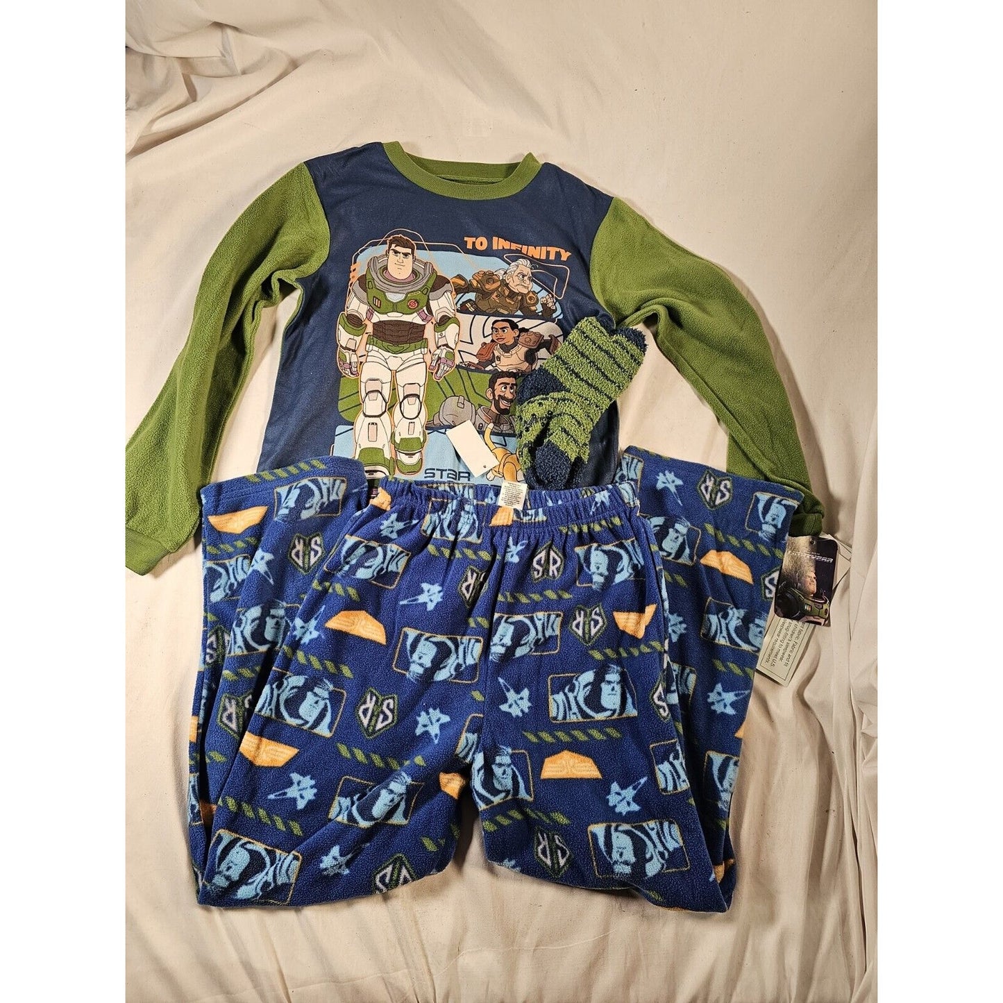 Boys Toy Story Buzz Lightyear Pajama Set with Cozy Socks - Blue M 8/10