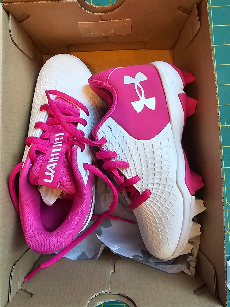 Under Armour Girls' Glyde 2.0 RM Jr. Softball Cleats - White/Pink, Size 11K