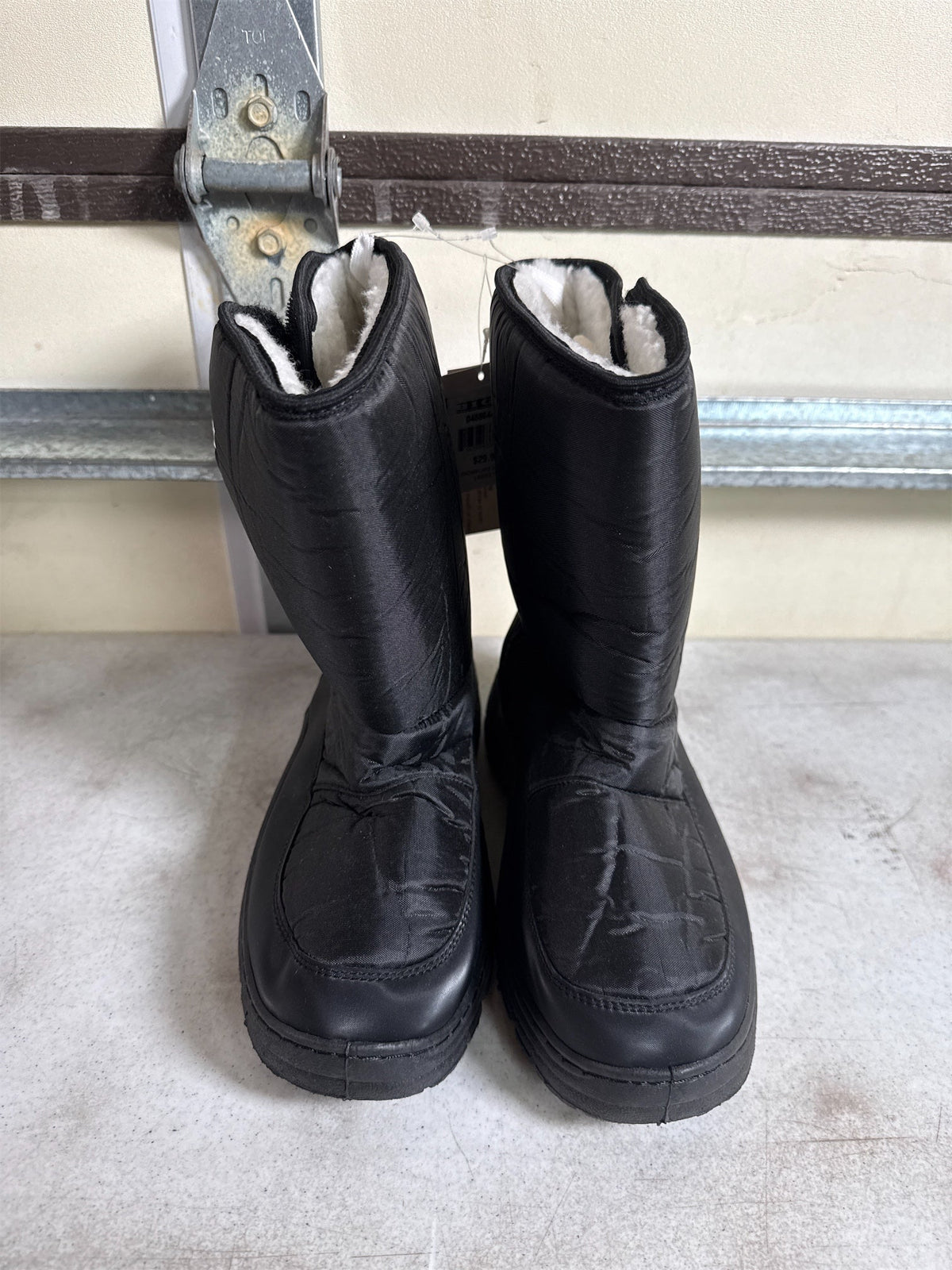 WFS Women's Snowflake Insulated Winter Snow Boots - Black, Size 7