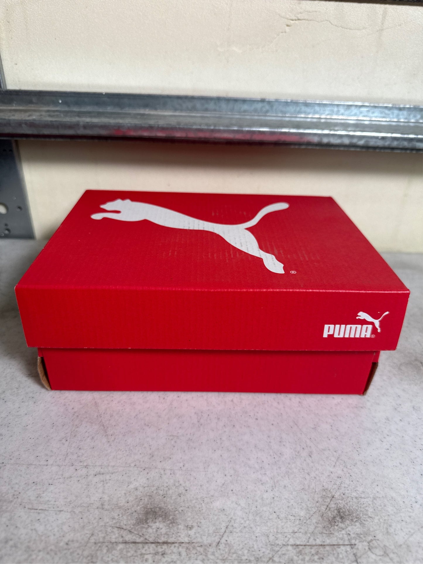 Puma Kids' Attacanto FG/AG Soccer Cleats - White/Fire Orchid, Size 9
