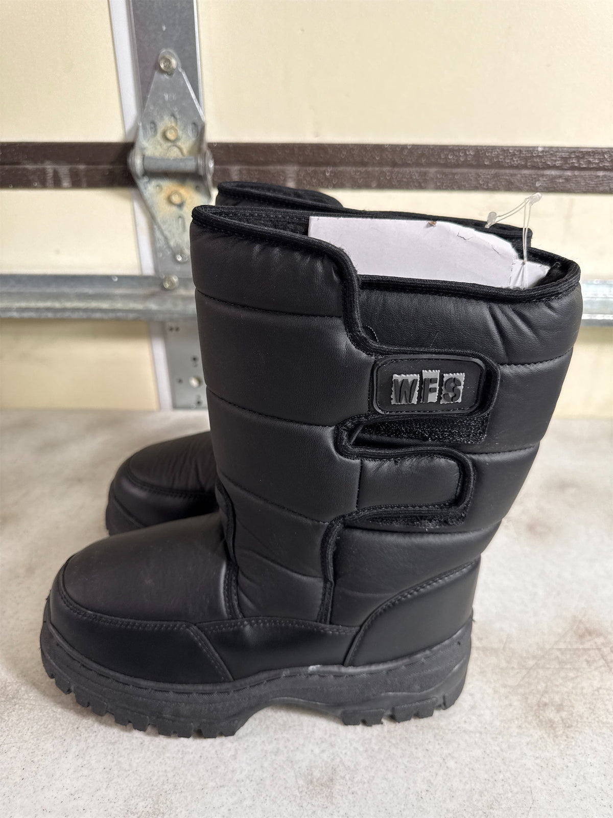 WFS Men's Insulated Winter Snow Boots - Black, Size 7