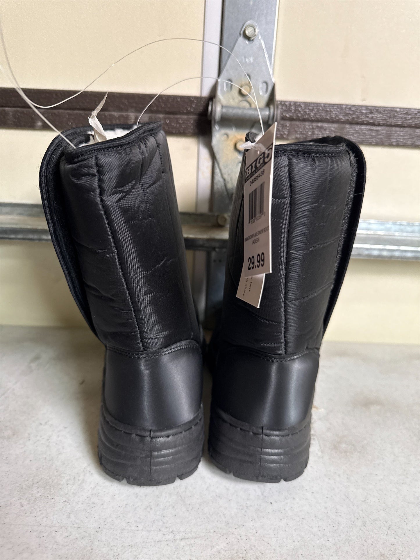 World Famous Sports Women's Snowflake 6" Winter Boots - Black, Size 6