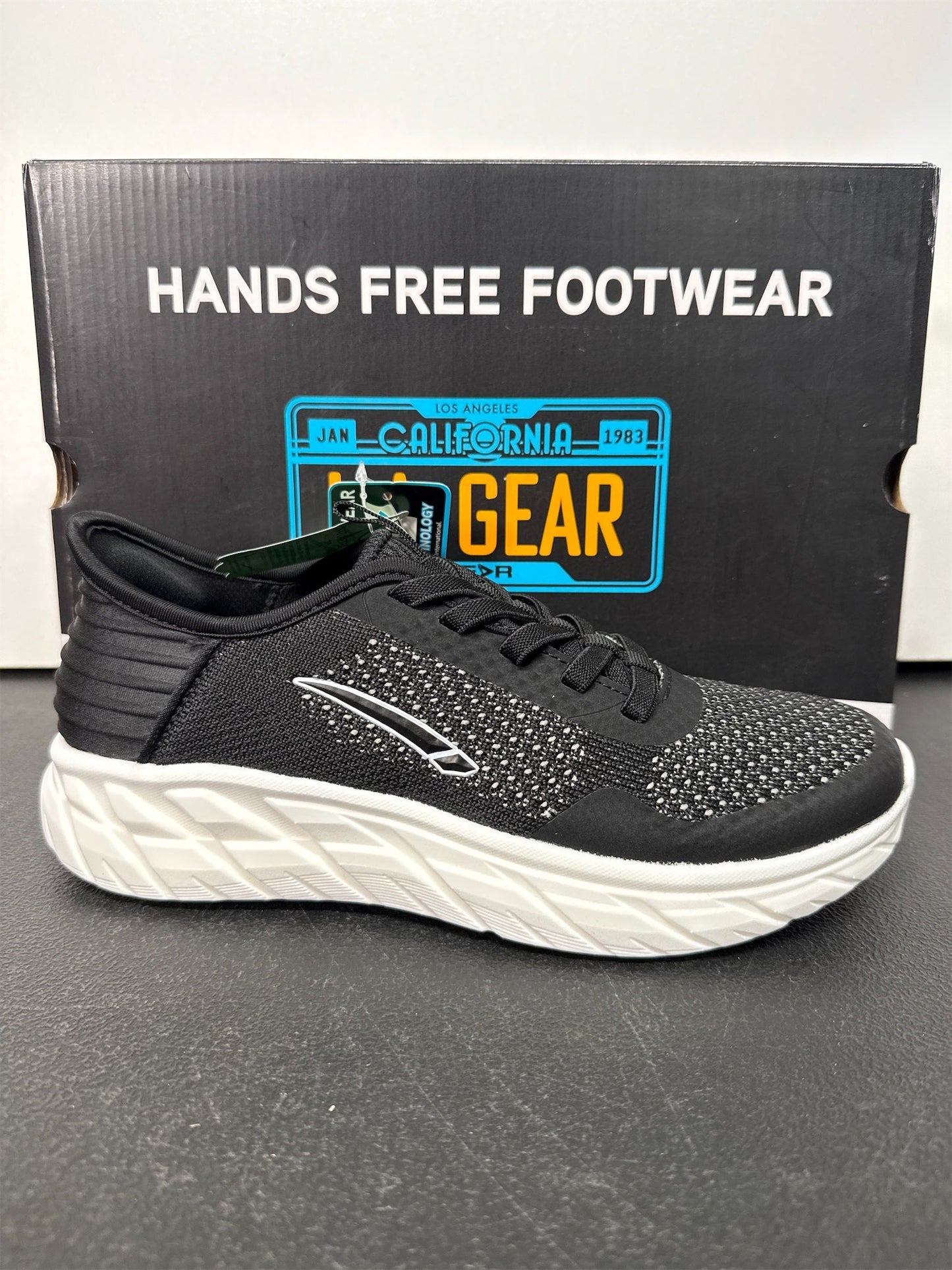 LA Gear Airstride Men's Hands-Free Sneakers - Black/White