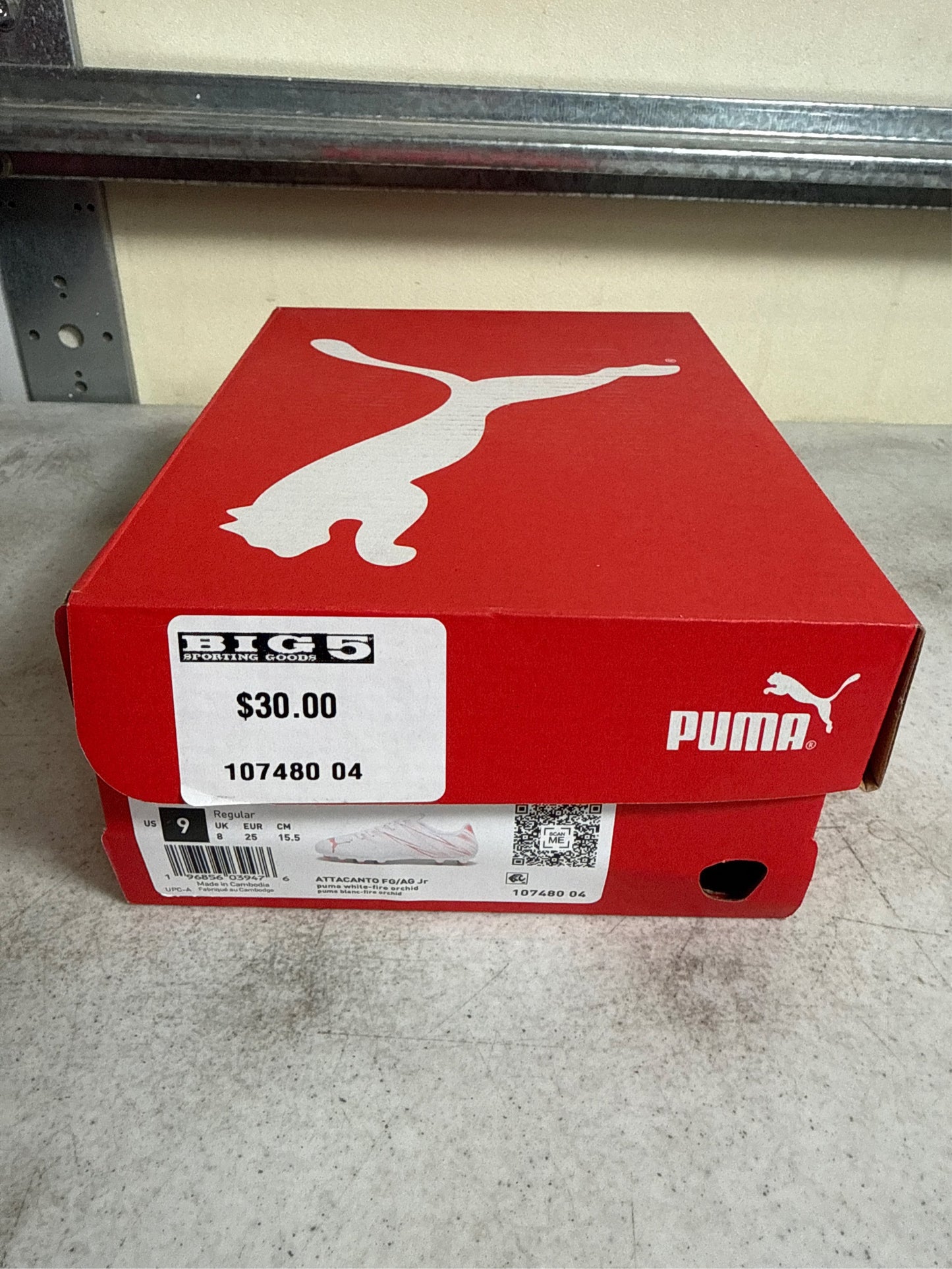 Puma Kids' Attacanto FG/AG Soccer Cleats - White/Fire Orchid, Size 9