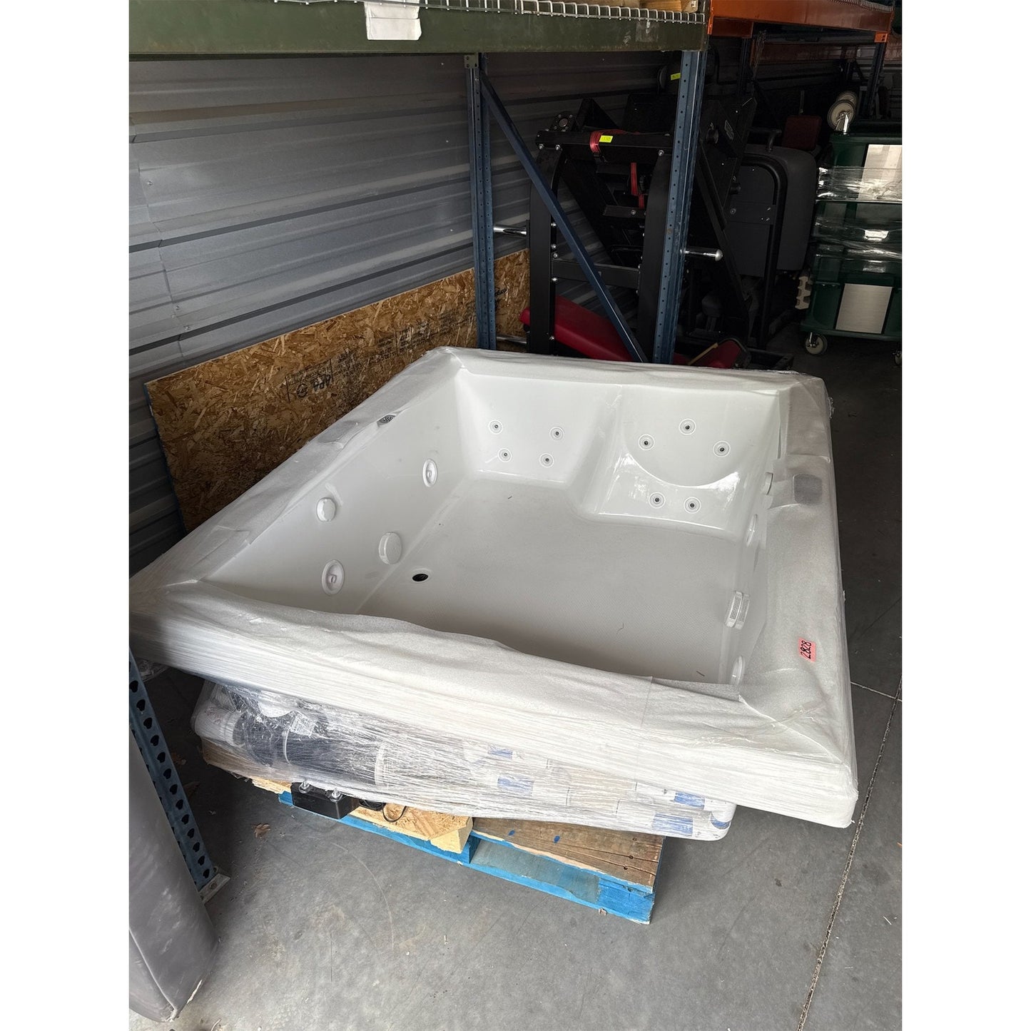 Jacuzzi Fuzion KQ35959 72x60 Rectangular Whirlpool Bathtub, Center Drain - White