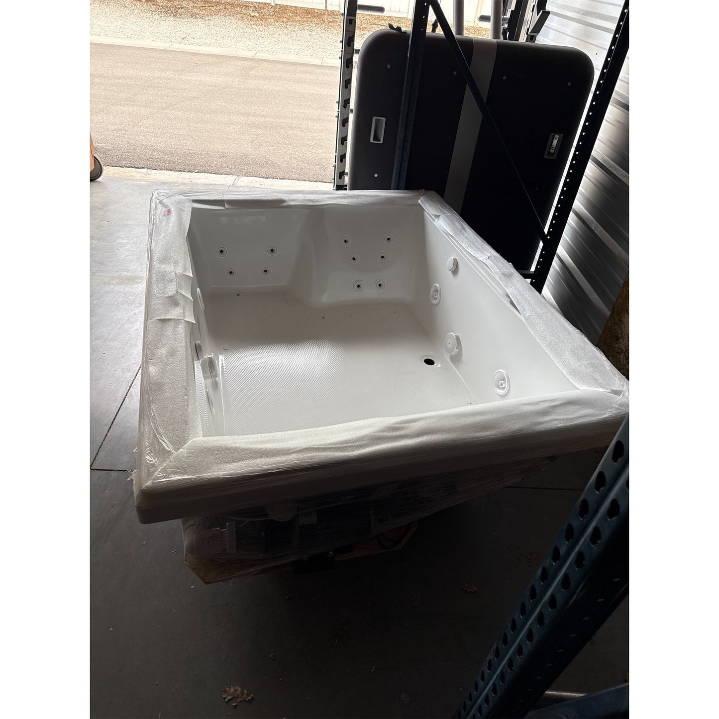 Jacuzzi Fuzion KQ35959 72x60 Rectangular Whirlpool Bathtub, Center Drain - White