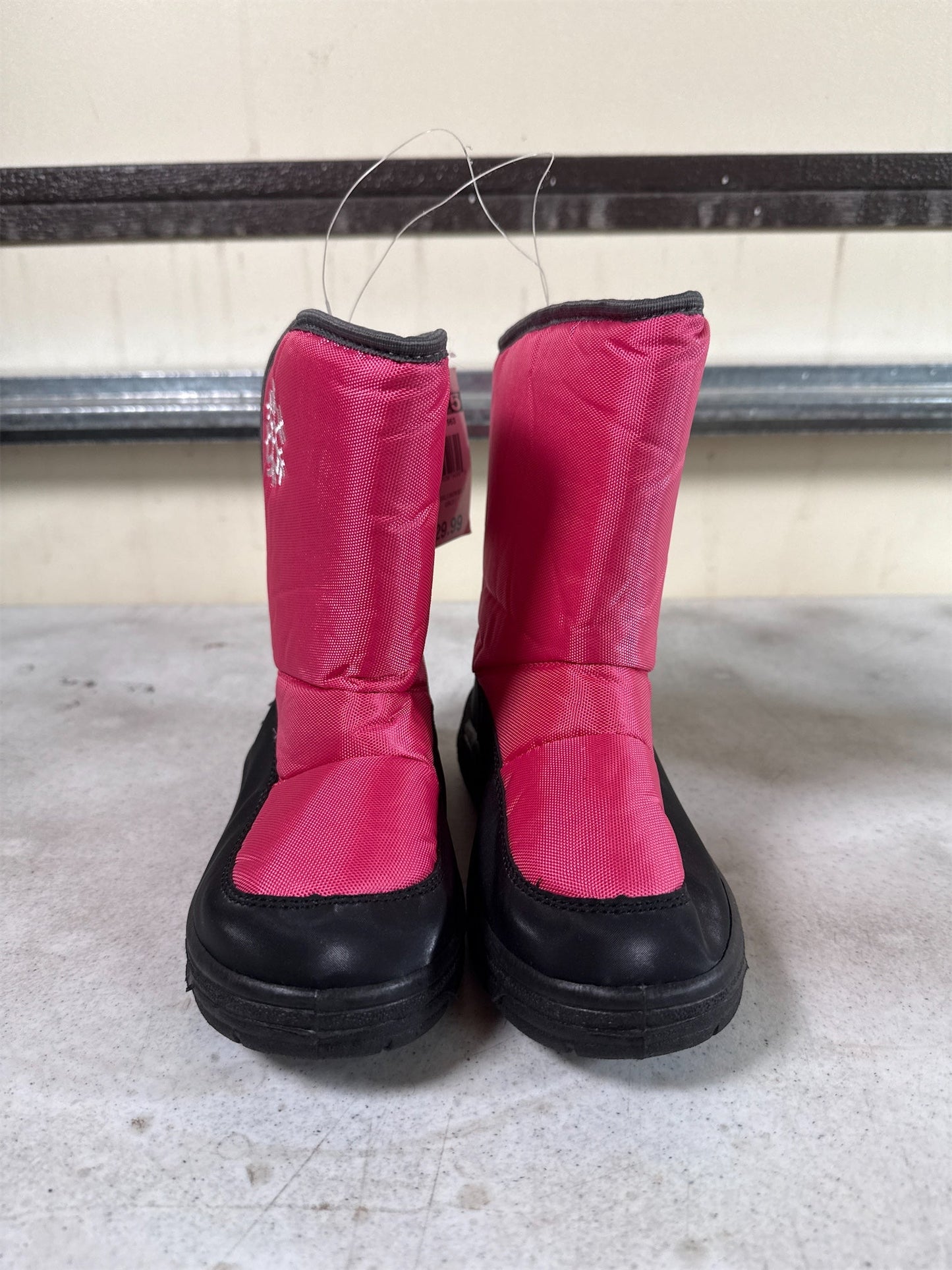 Junior Girls' Insulated Snow Boots - Black & Pink, Size 1