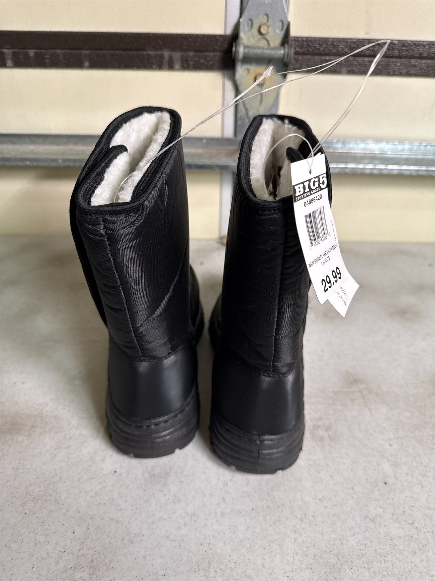 World Famous Sports Women's Snowflake 6" Winter Boots - Black, Size 5