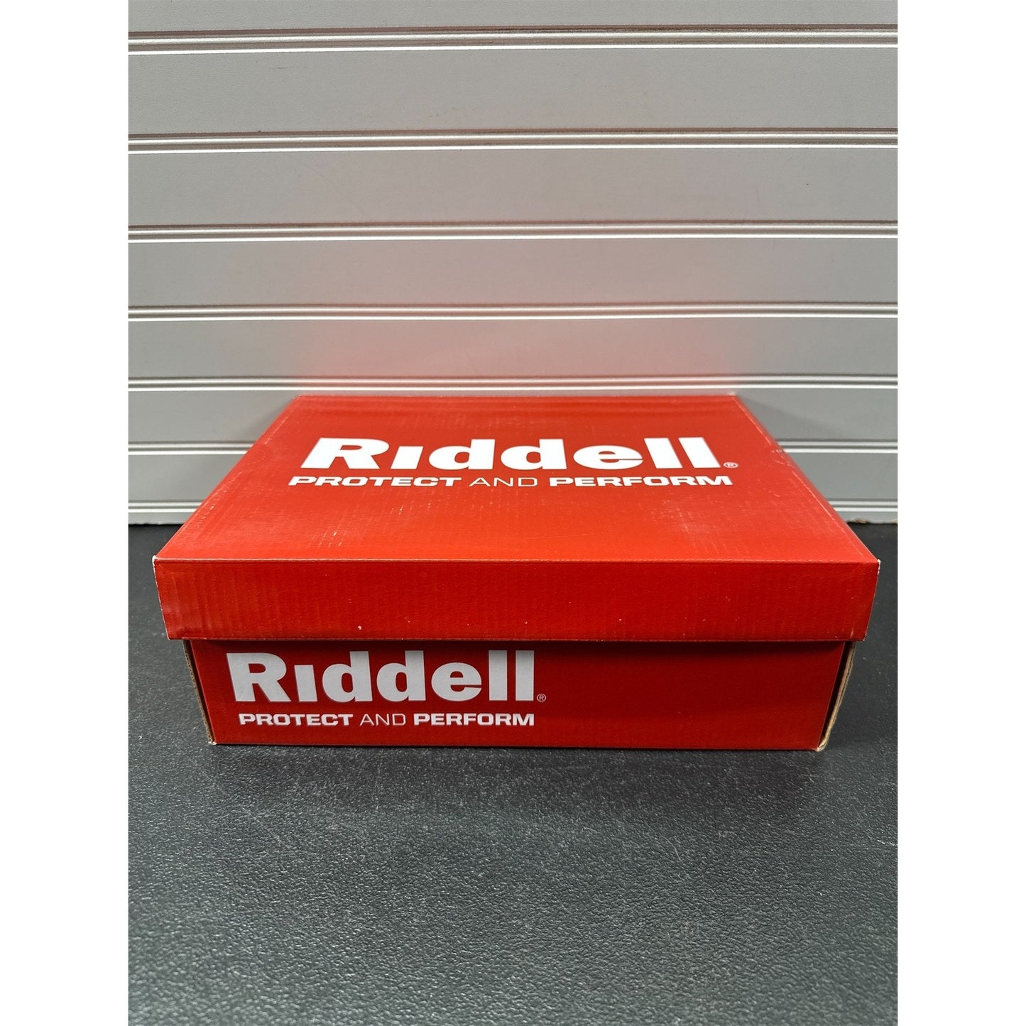 Riddell Edge Low Cut RM Men's Football Cleats Size 8.5