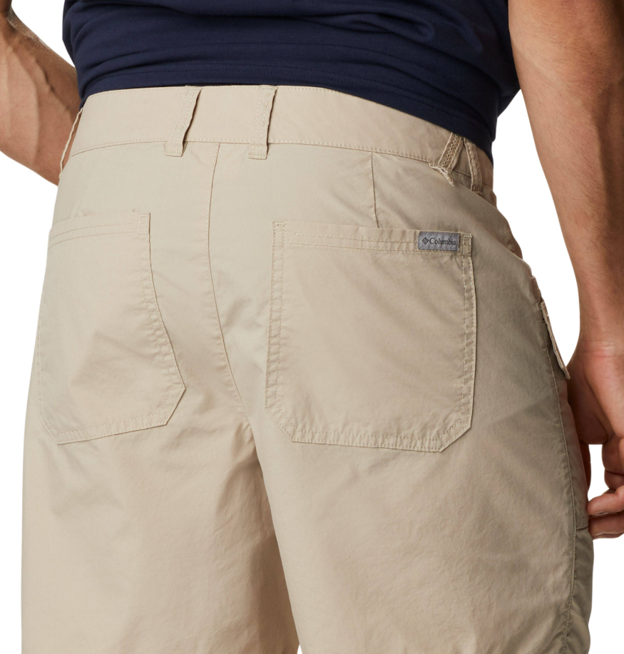 Columbia Men's Shorts with Pockets - Size 32, Tan, Comfortable & Versatile