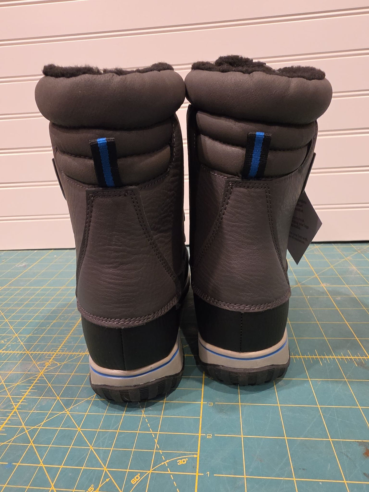 Totes David Unisex Snow Boots, Dark Gray, Size 5M