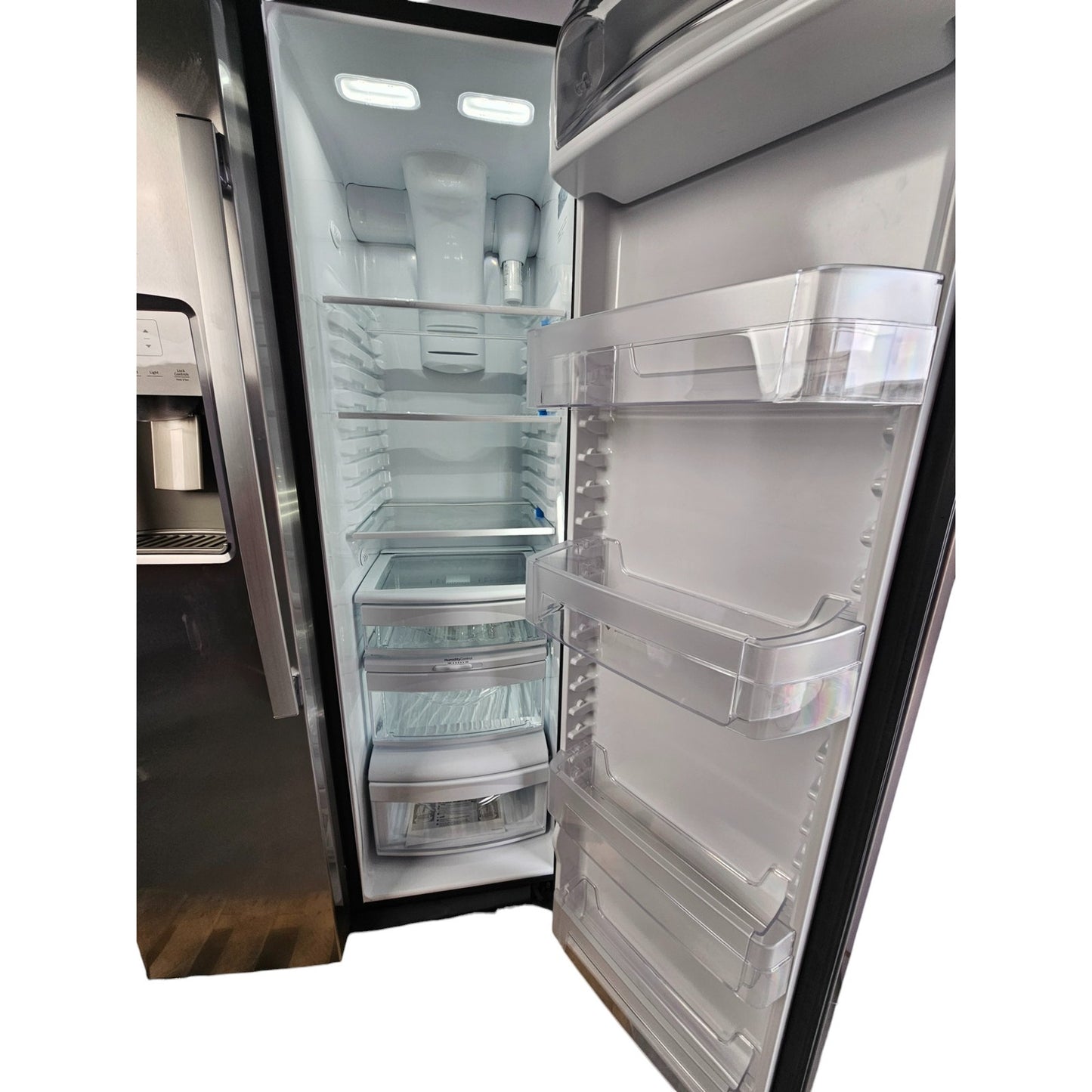 GE 21.8 Cu.Ft. Side-by-Side Counter-Depth Refrigerator Stainless Steel GZS22IYNFS