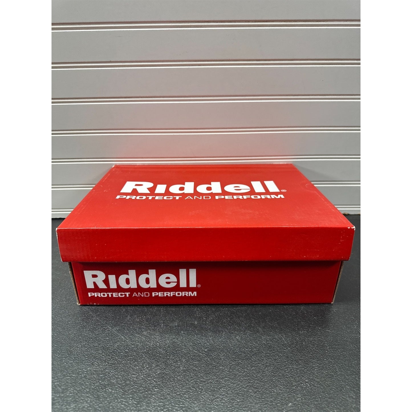 Riddell Edge Low Cut RM Men's Football Cleats Size 8.5