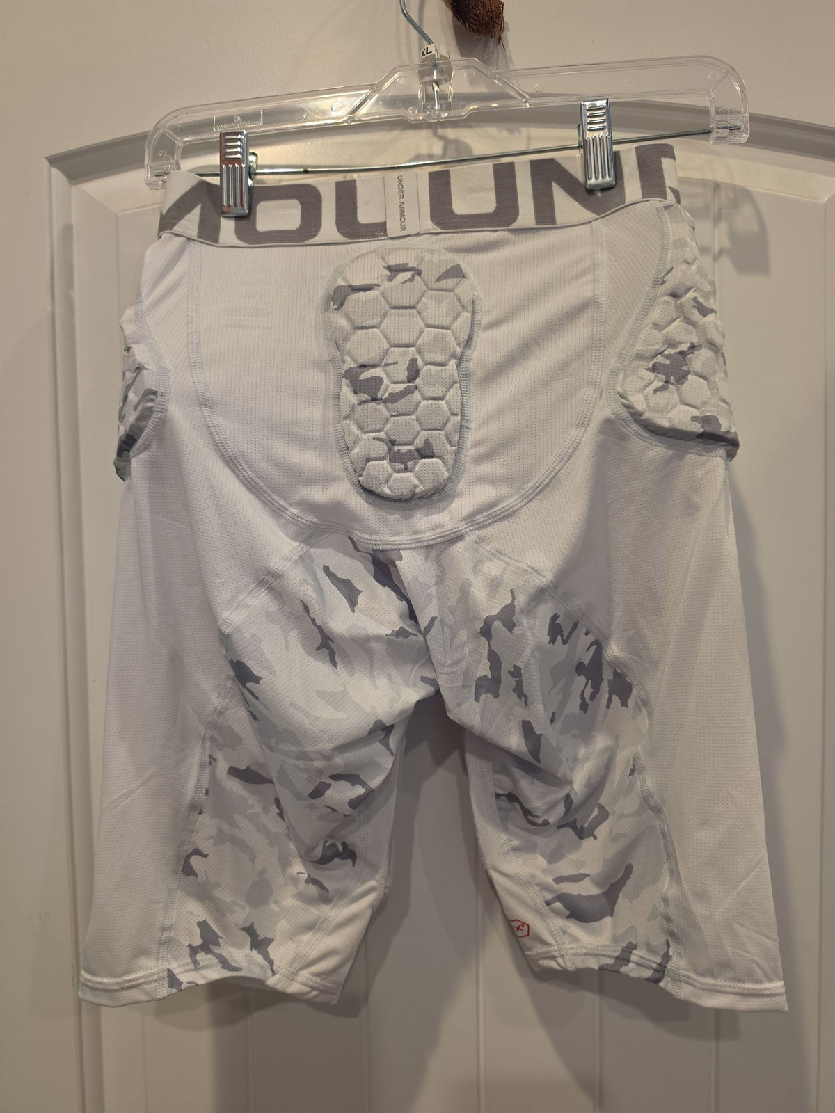 Under Armour Gameday Armour Pro 5-Pad Adult Football Girdle - White, Size Medium