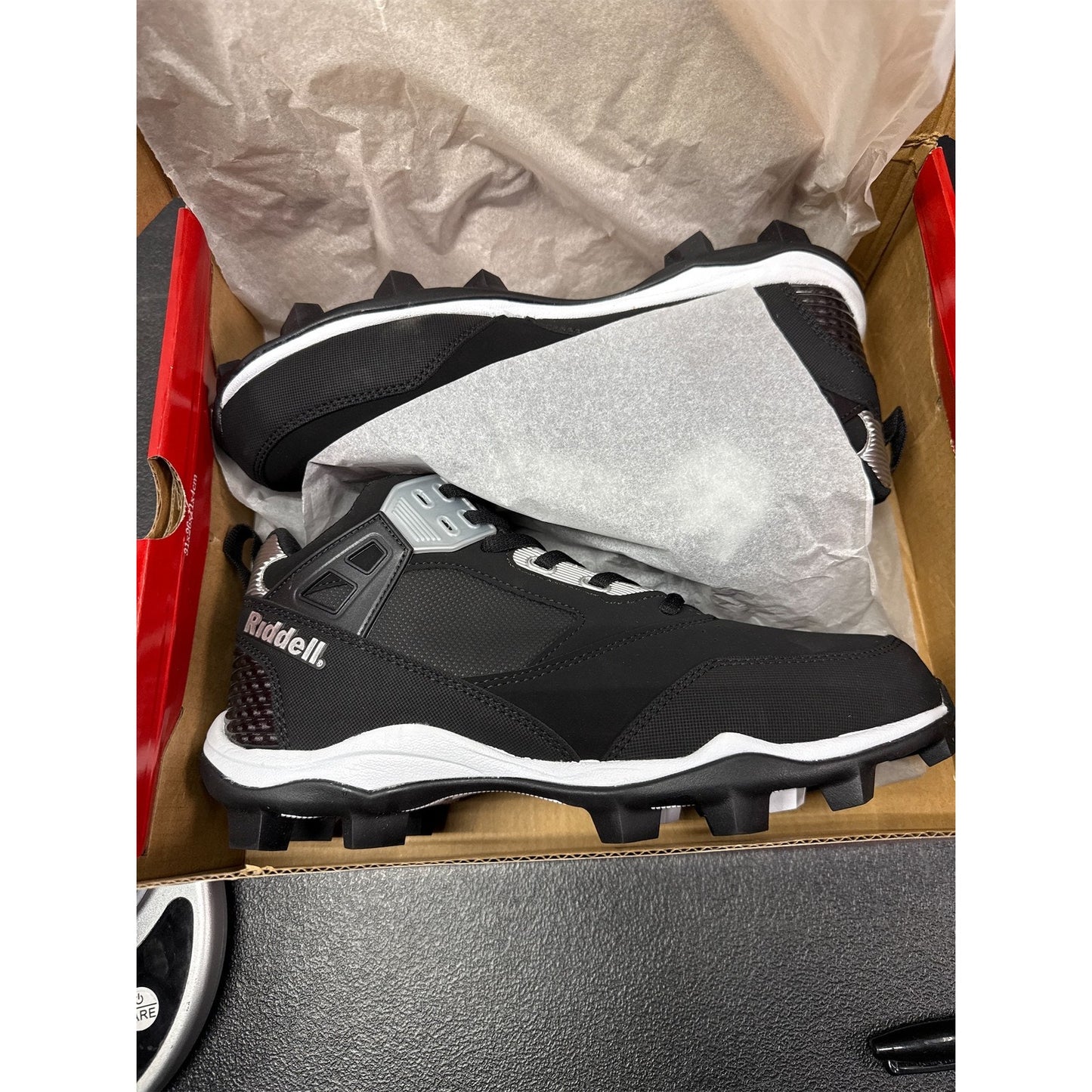 Riddell Diverse Mid RM Men's Football Cleats Size 8