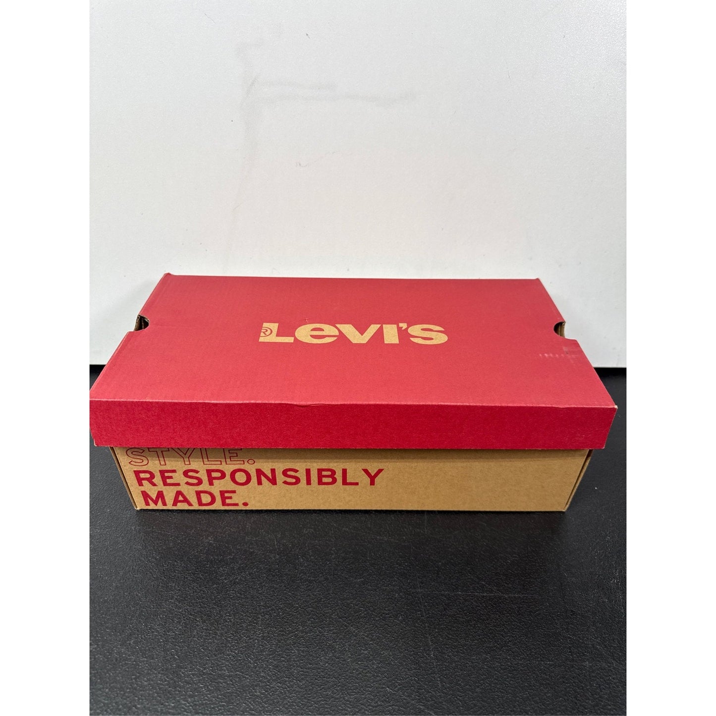 Levi's Men's Anikin Low Top Sneakers - White - Size 8 - All-Day Comfort