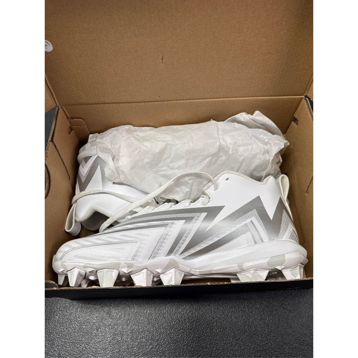 Adidas Men's Freak Spark Md 23 Football Inline Cleats Size 8