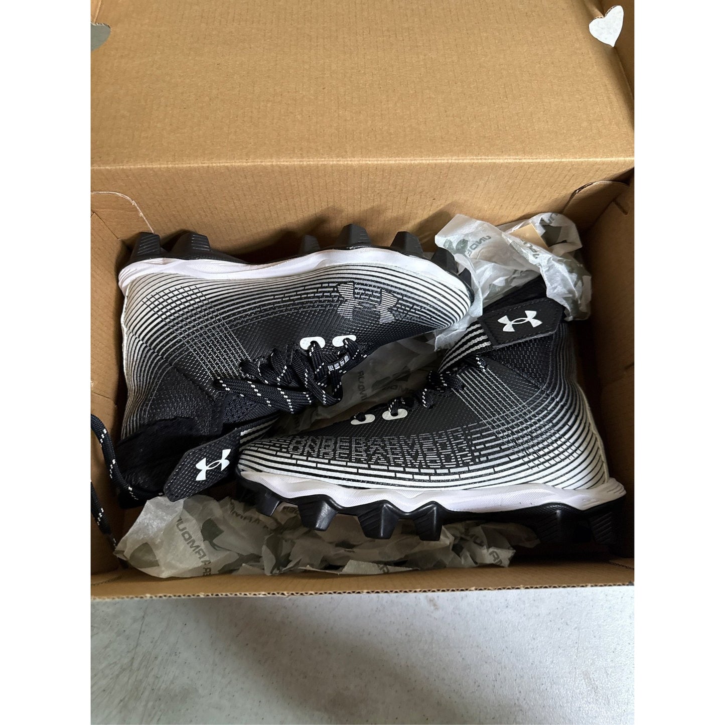 Under Armour Boys Highlight Franchise Jr Football Cleats, Size 13K