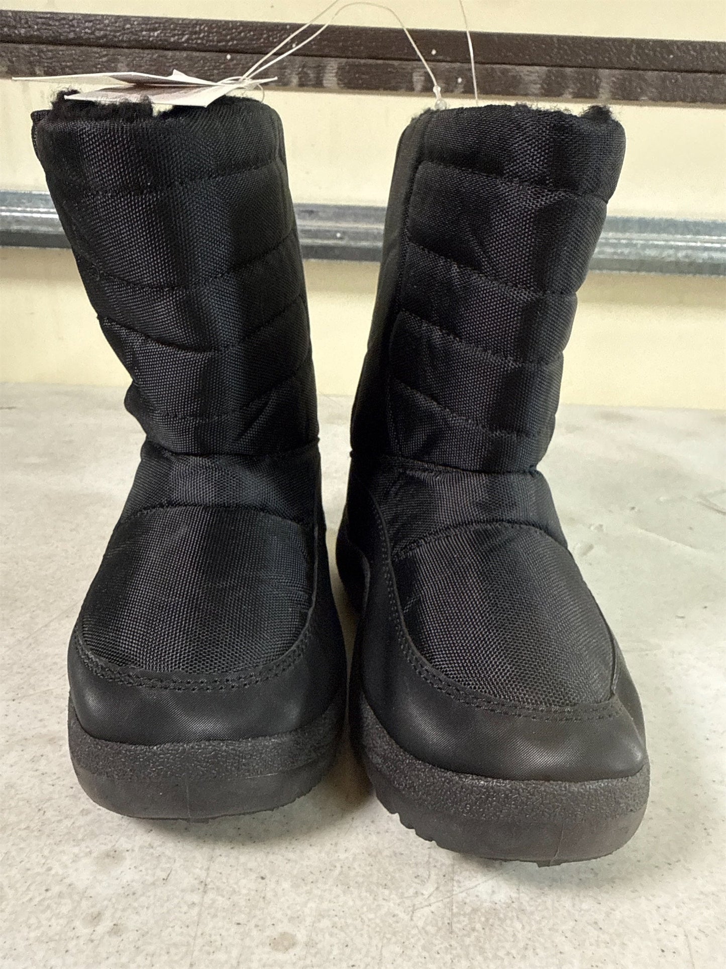Junior Boys' Black Quilted Snow Boots - Size 12